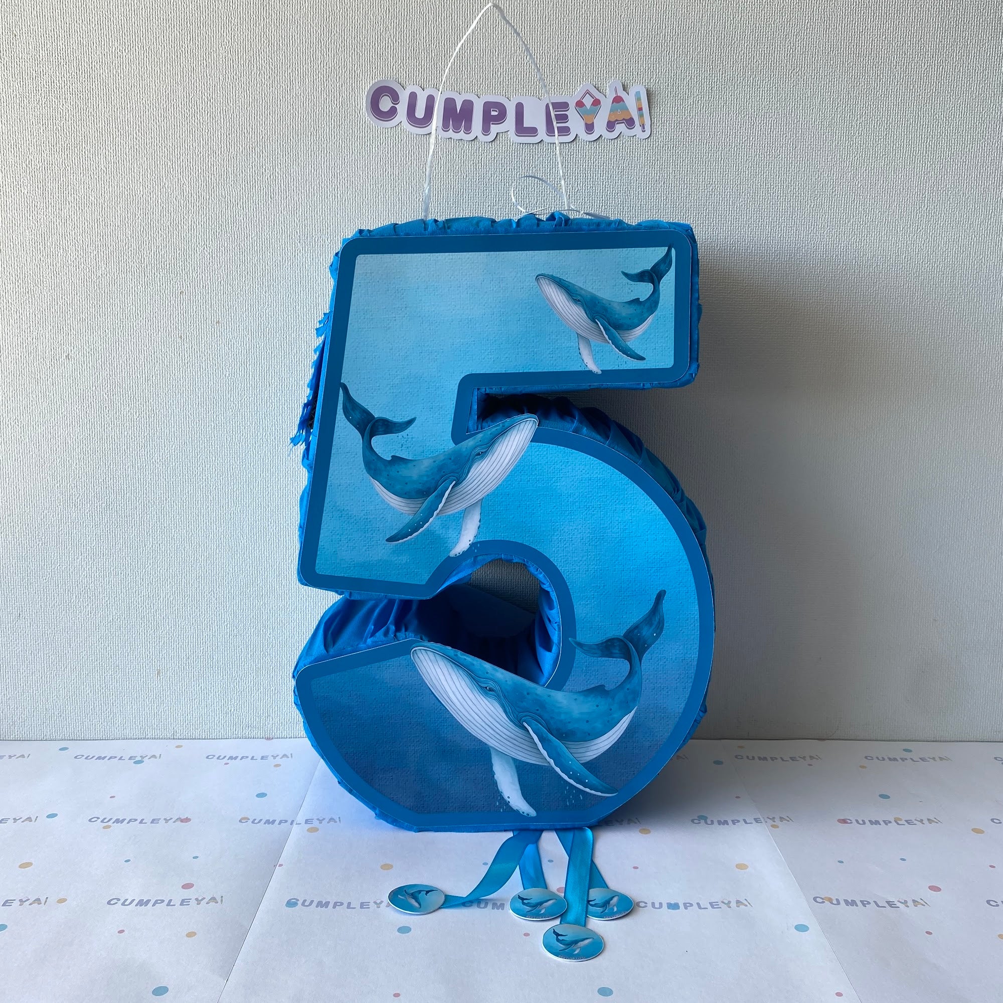PIÑATA 40 CM NUMERO 5 CON BALLENA