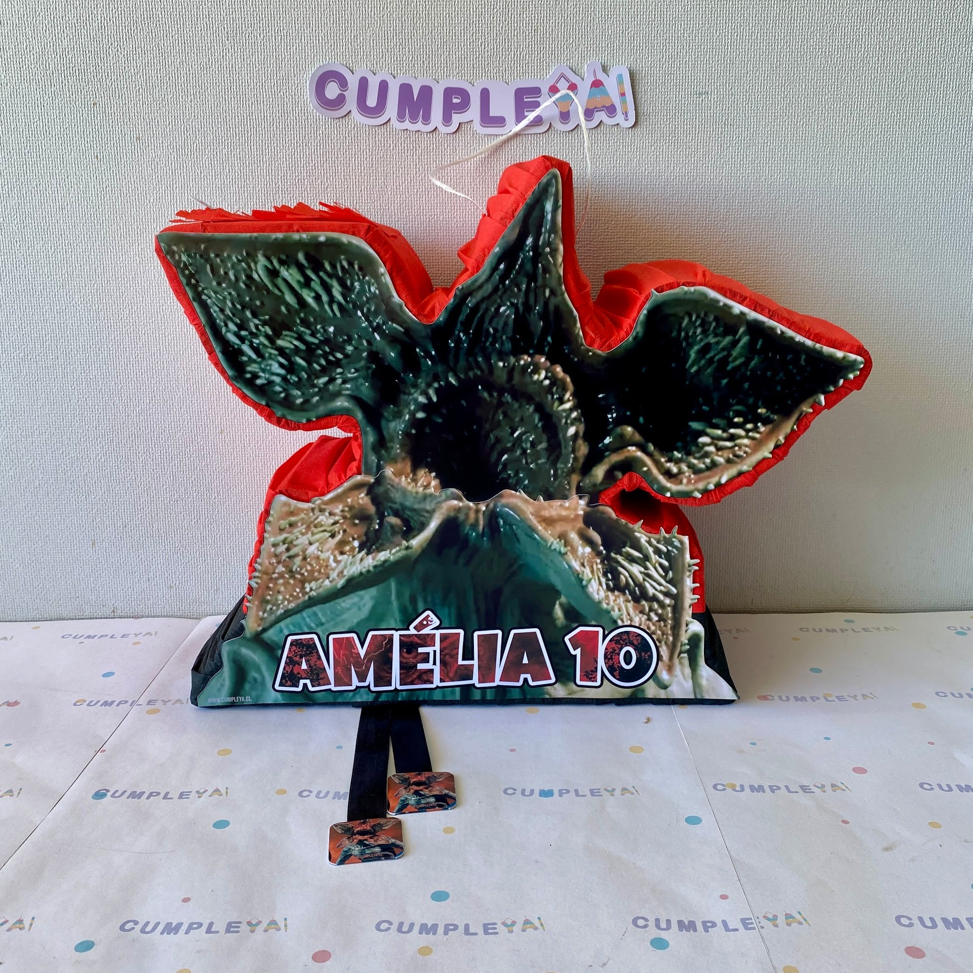 PIÑATA 40 CM STRANGER THINGS