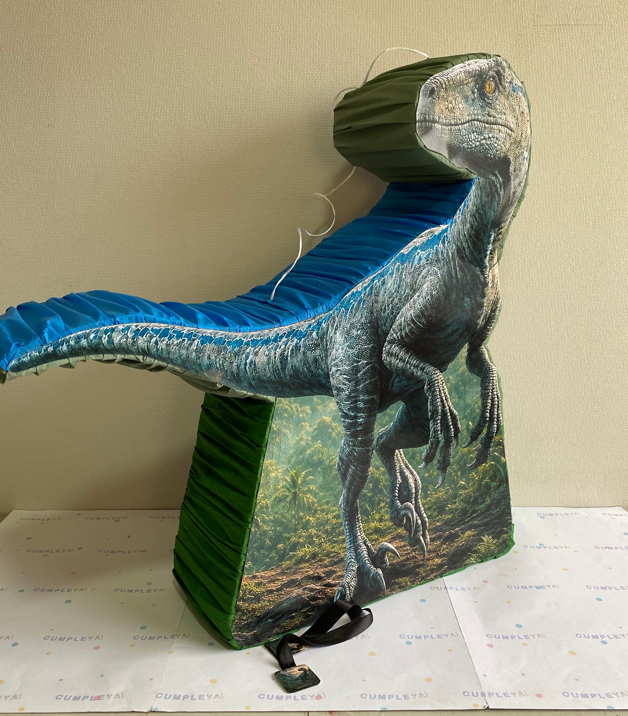 PIÑATA 60 CM XL DINOSAURIO