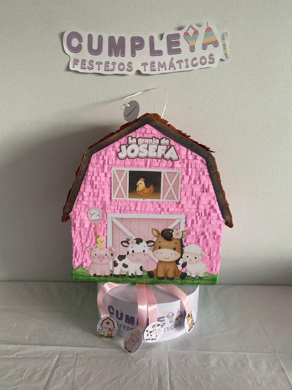 PIÑATA GRANJA ROSADA 40CM PREMIUM