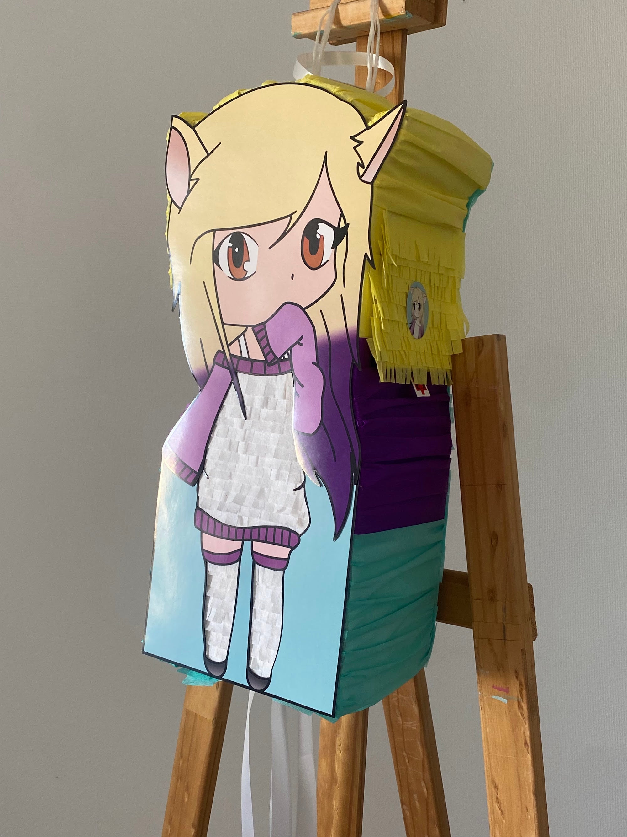 PIÑATA LYNA ANIME 40CM PREMIUM