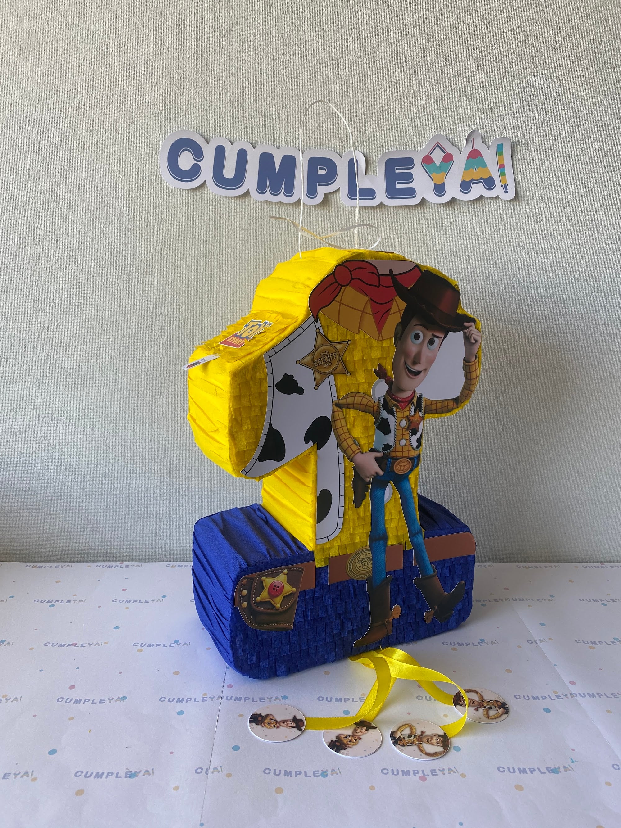 PIÑATA NUMERO 1 WOODY 40CM PREMIUM