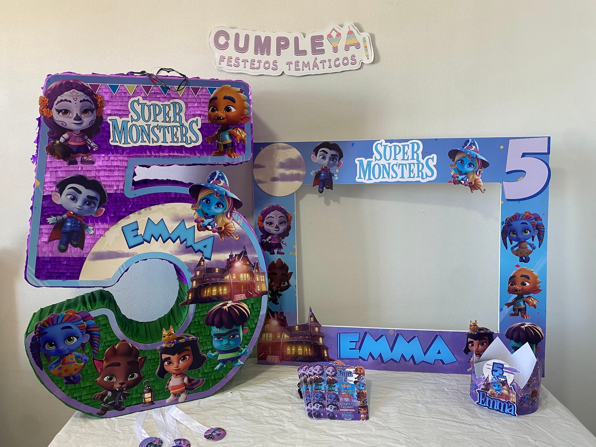 CUADRO SELFIE SUPERMONSTRUOS 77X55CM