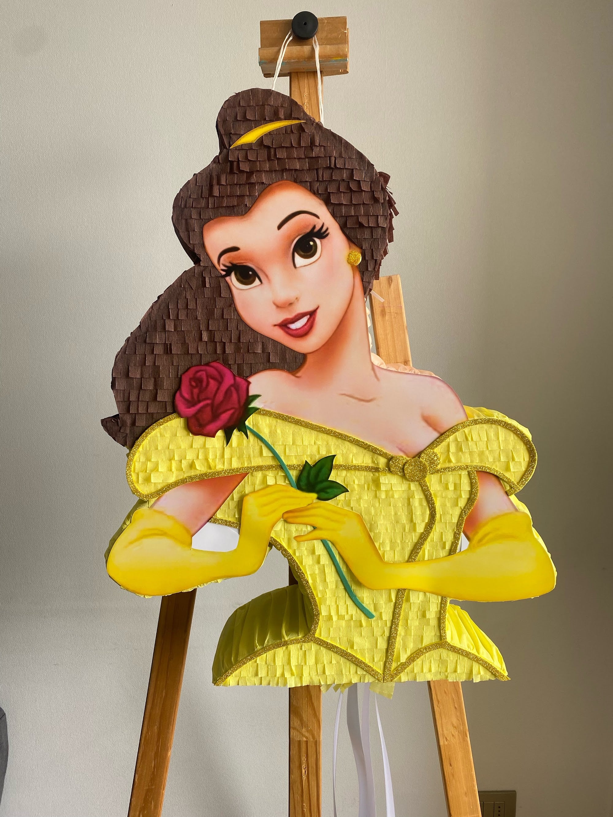 PIÑATA PRINCESA BELLA 60CM PREMIUM