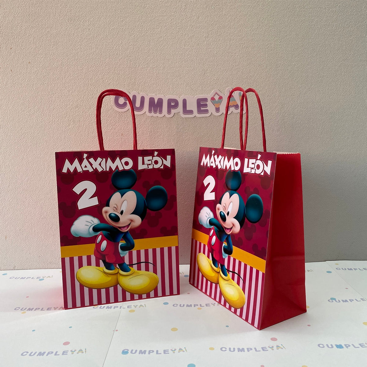 BOLSA SORPRESA 16 × 21 × 8 CM MICKEY FONDO ROJO