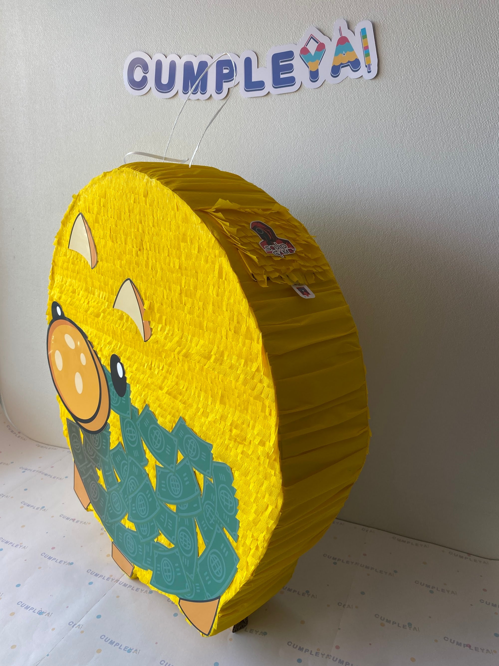 PIÑATA CERDO JUEGO DEL CALAMAR 60CM PREMIUM