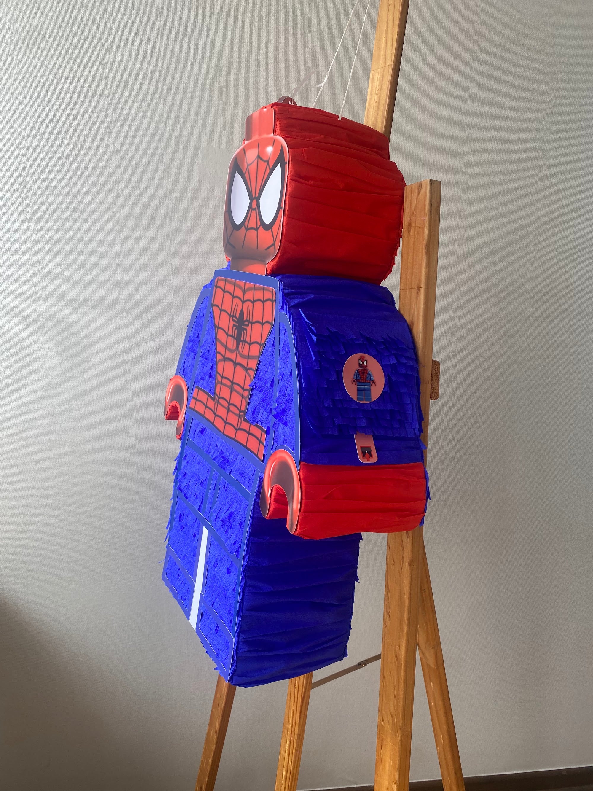 PIÑATA SPIDERMAN LEGO 60CM PREMIUM