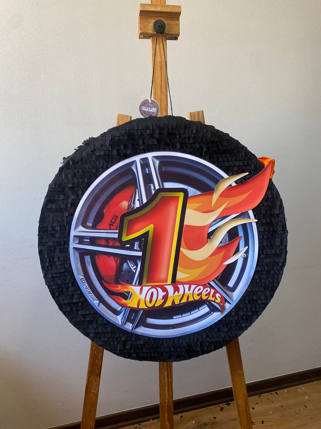 PIÑATA RUEDA DE AUTO 60CM PREMIUM