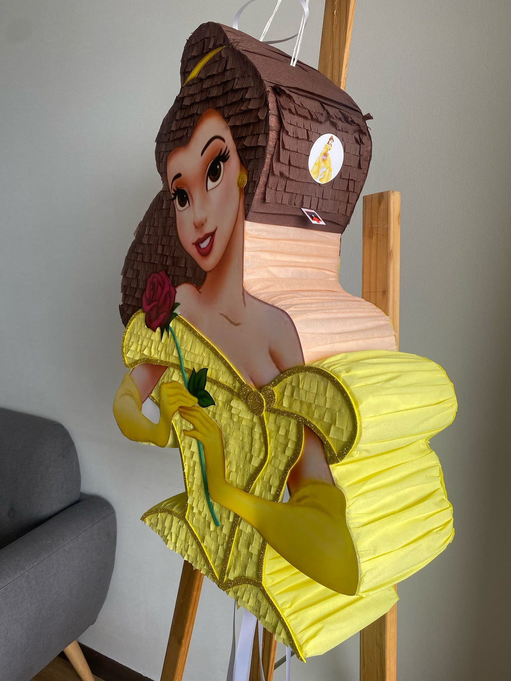 PIÑATA PRINCESA BELLA 60CM PREMIUM