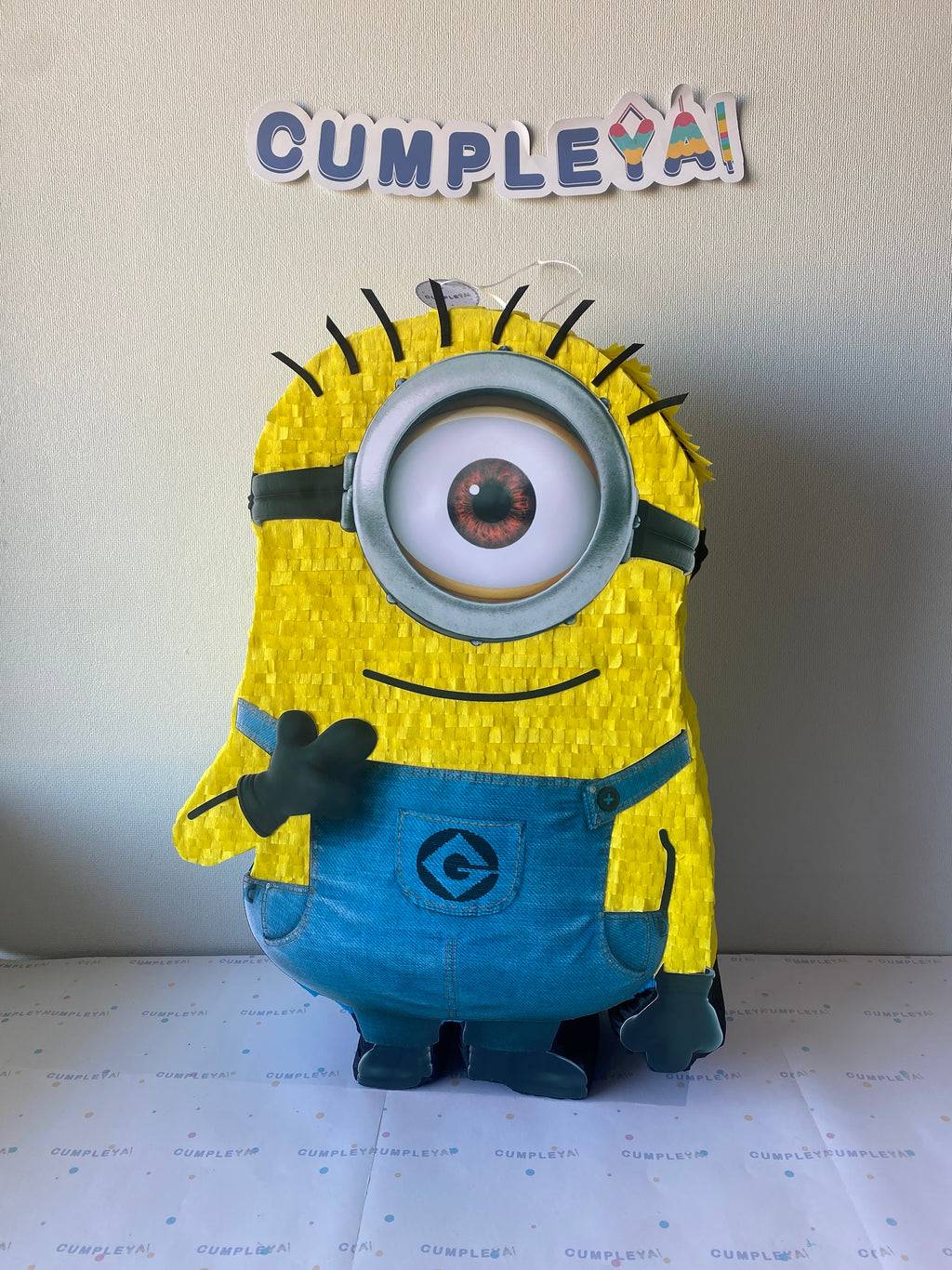 PIÑATA MINIONS 60CM PREMIUM