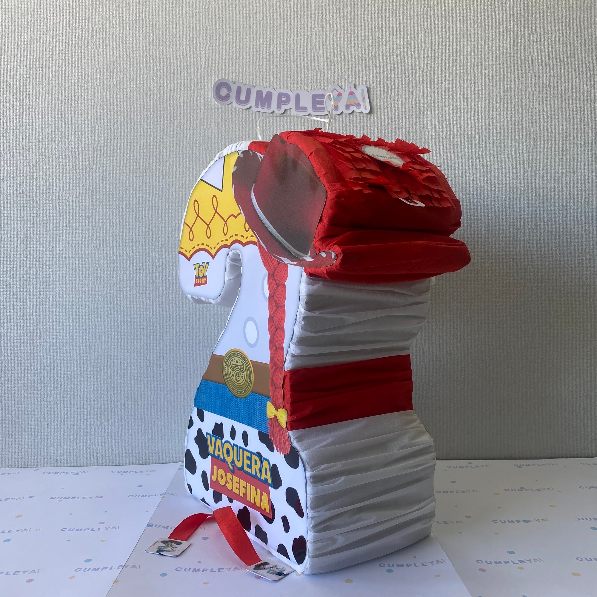 PIÑATA 40 CM NUMERO 2 JESSY LA VAQUERA