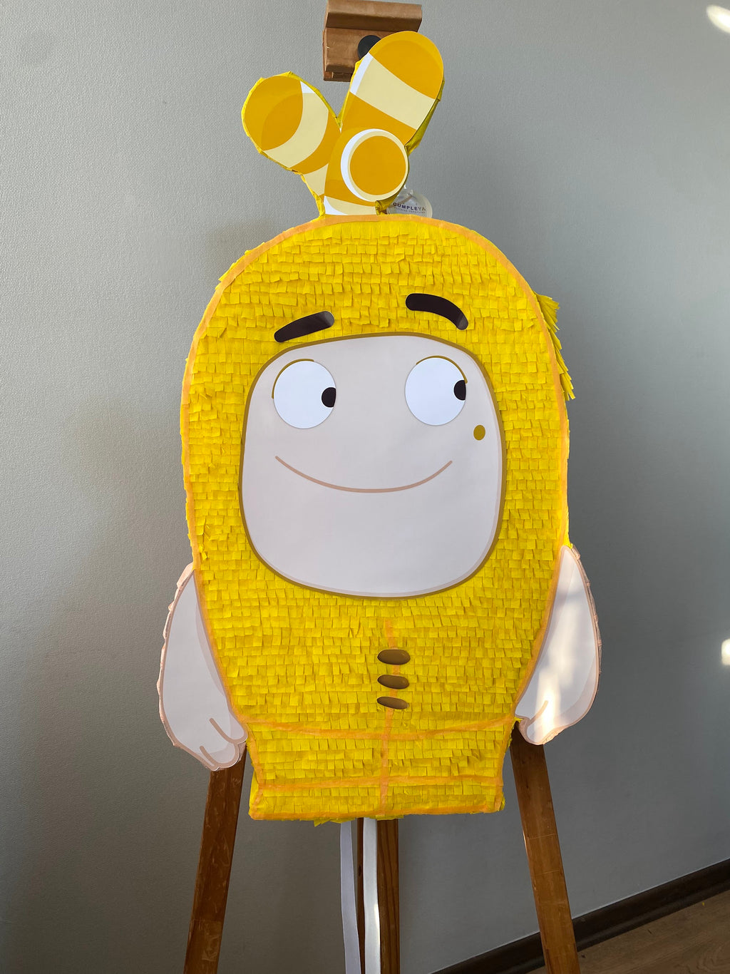 PIÑATA ODDBODS 60CM PREMIUM