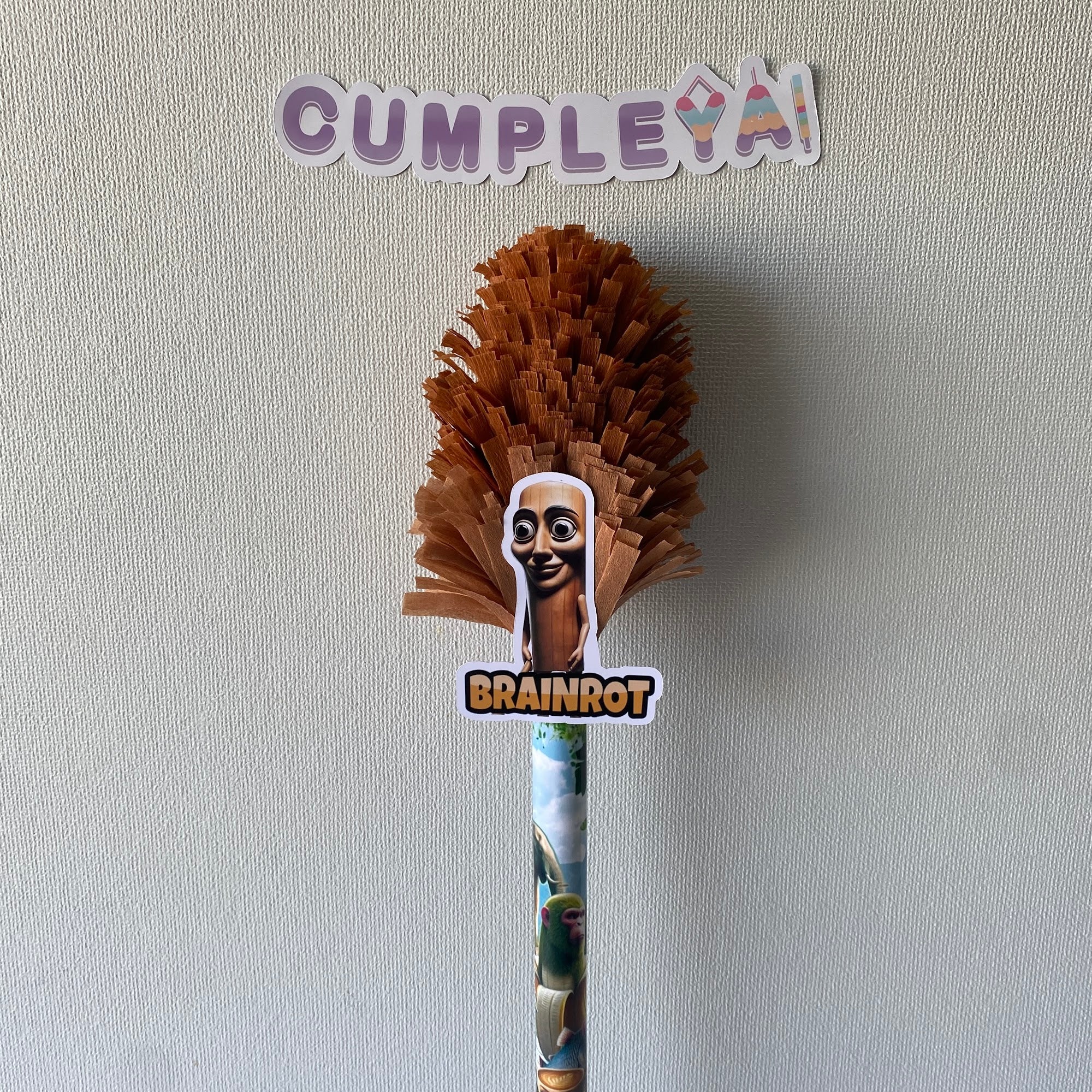 BASTÓN TUNG TUNG SAHUR TEMÁTICO PARA PIÑATA