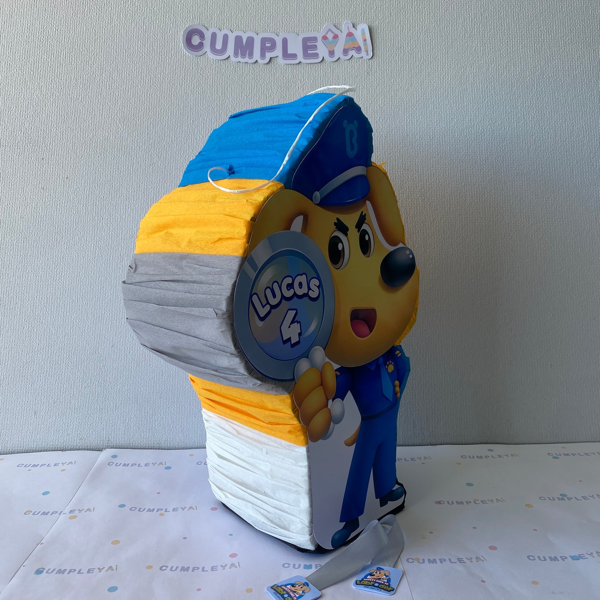PIÑATA 40 CM SHERIFF LABRADOR