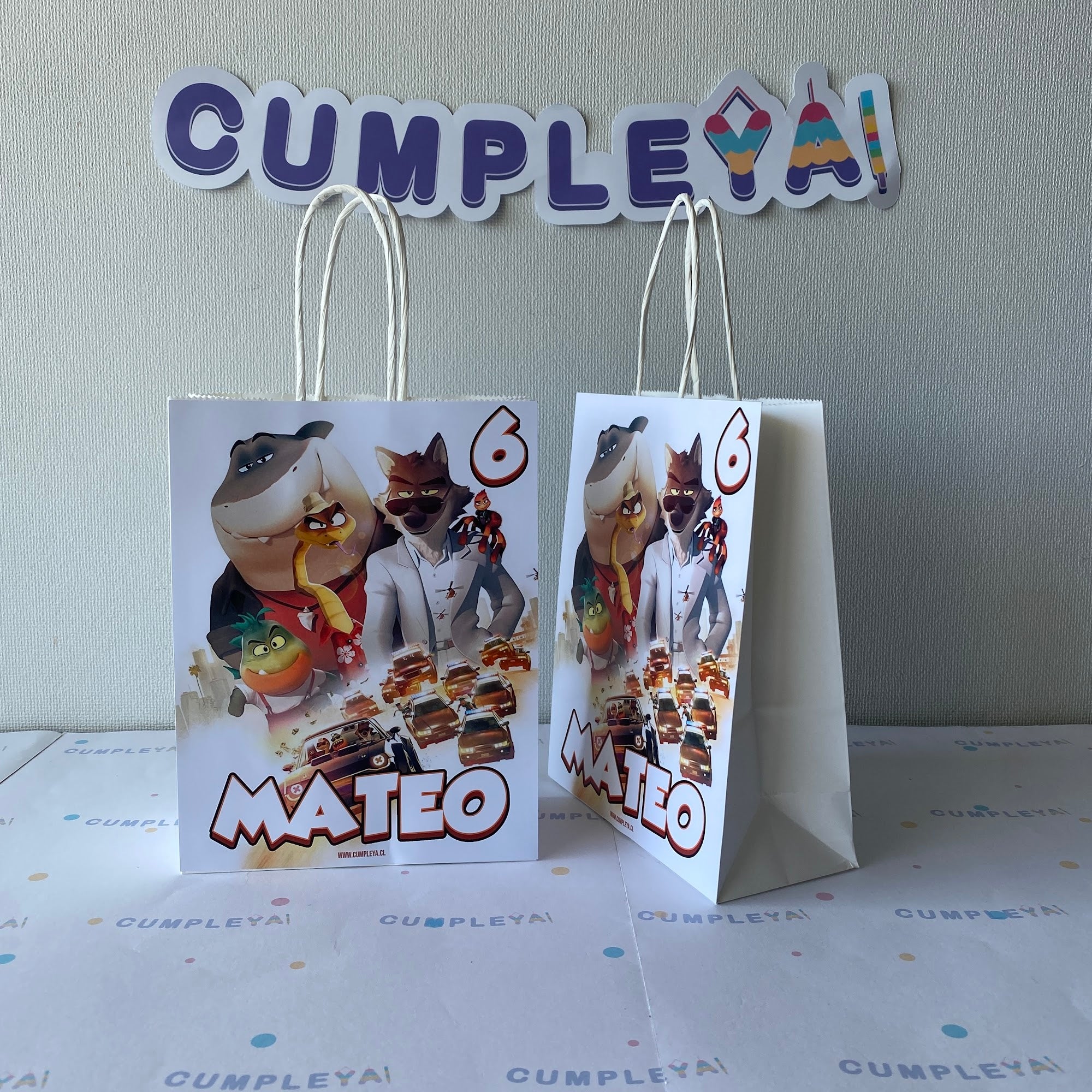 BOLSA SORPRESA TIPOS MALOS PERSONALIZADO 16X21X8CM