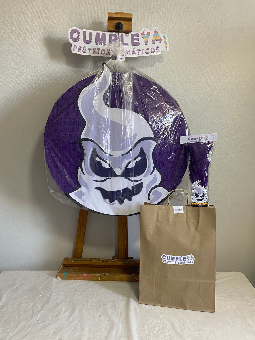 PIÑATA CLUB MISTERIO 60CM PREMIUM