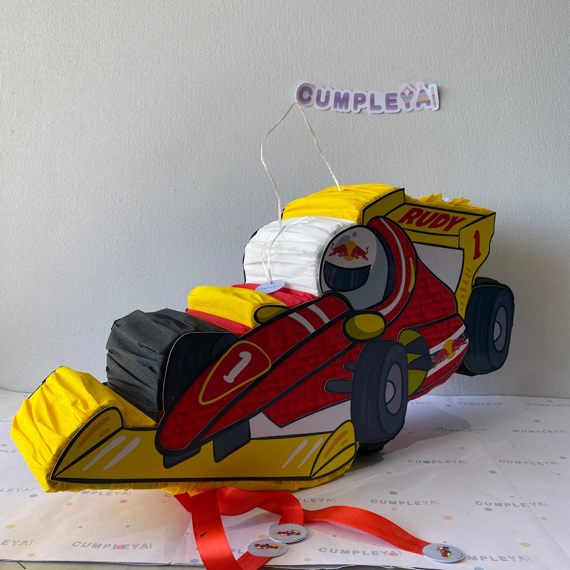 PIÑATA AUTO FORMULA 1 REDBULL 60CM PREMIUM