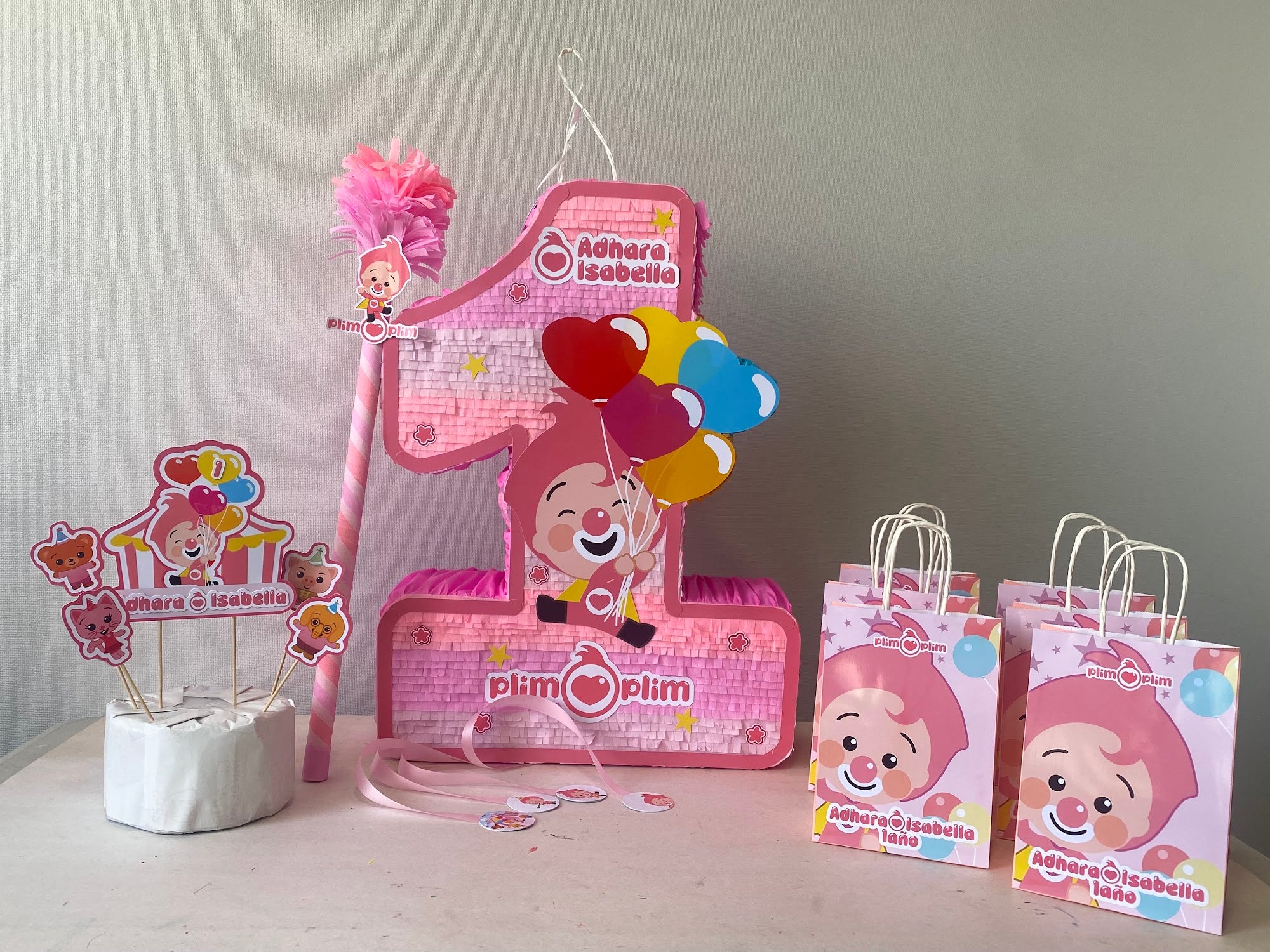 PIÑATA PLIM PLIM ROSADO NUMERO 1 60CM PREMIUM