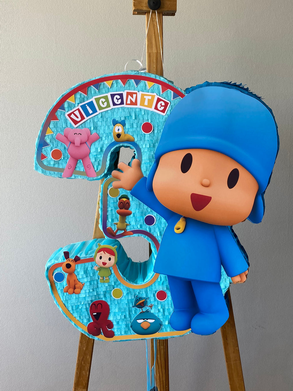 PIÑATA POCOYO NÚMERO 3 60CM PREMIUM