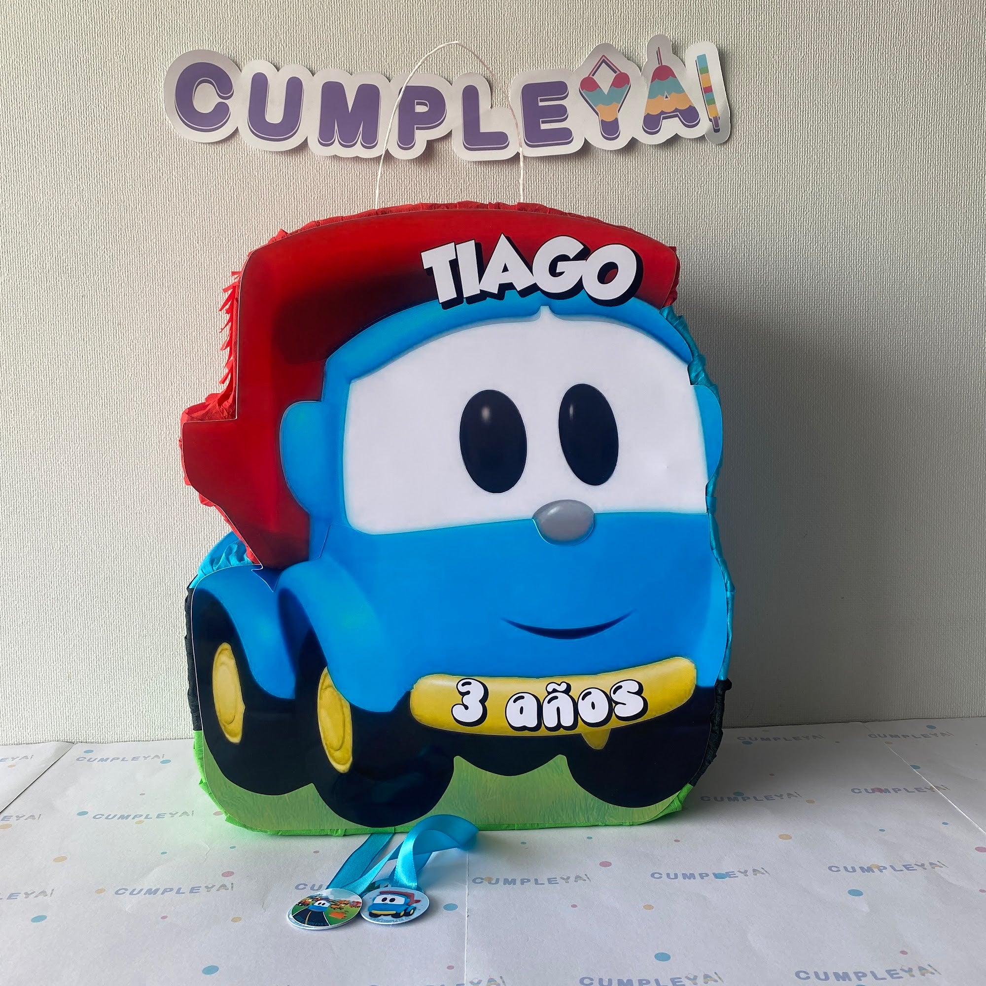 PIÑATA LEO DE CAMION 40CM FIGURA EXPRÉS