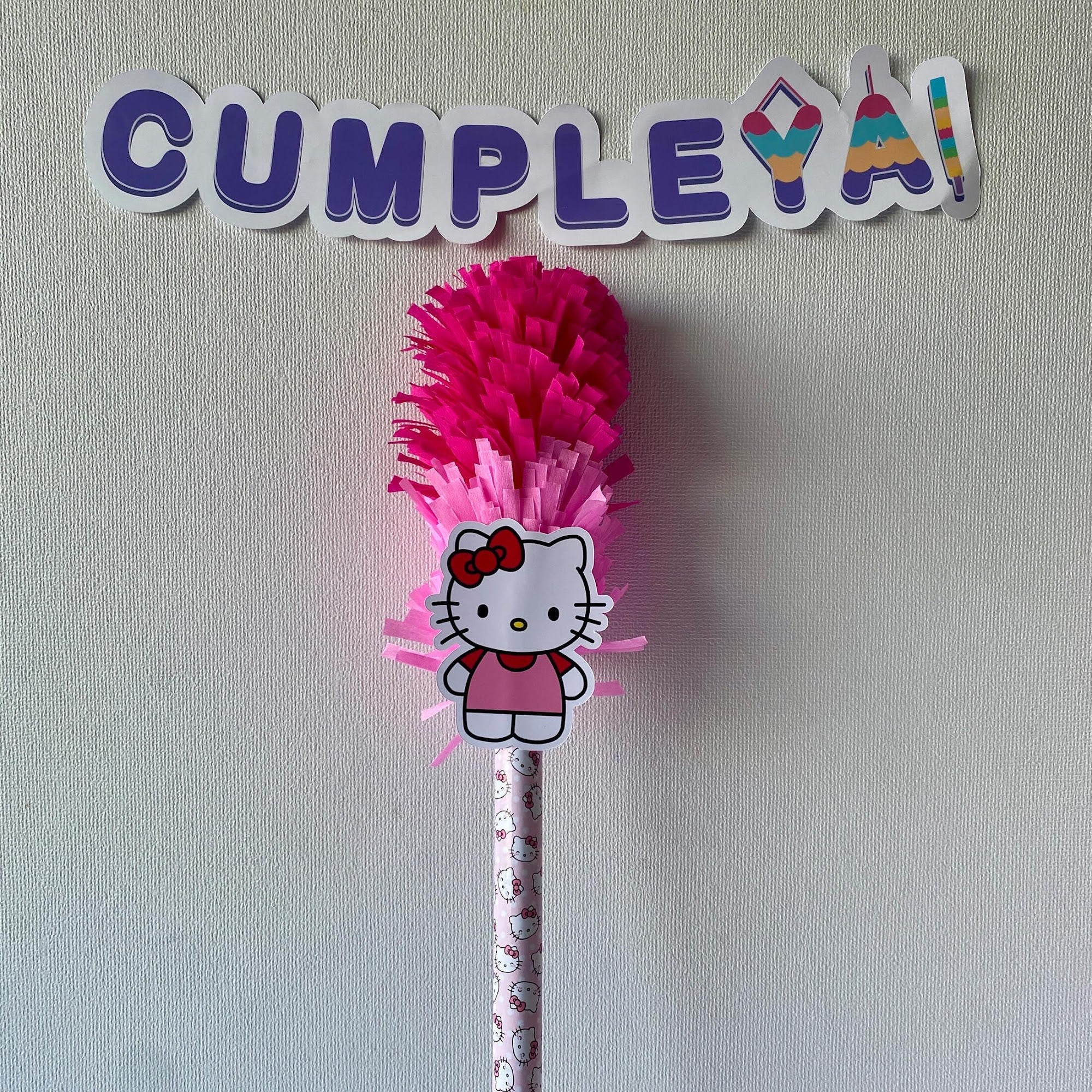 BASTÓN HELLO KITTY PARA PIÑATA