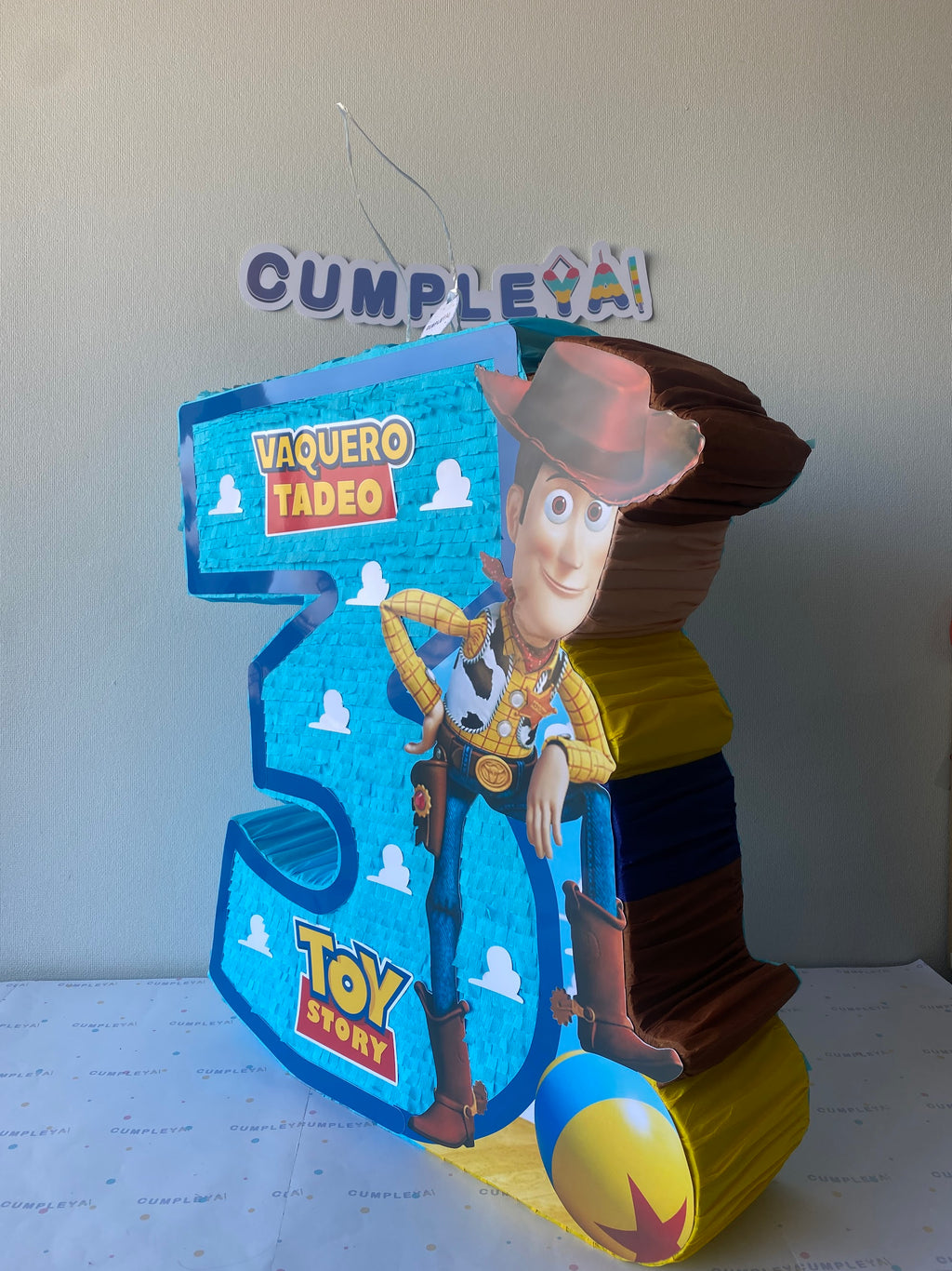 PIÑATA WOODY NUMERO 3 60CM PREMIUM