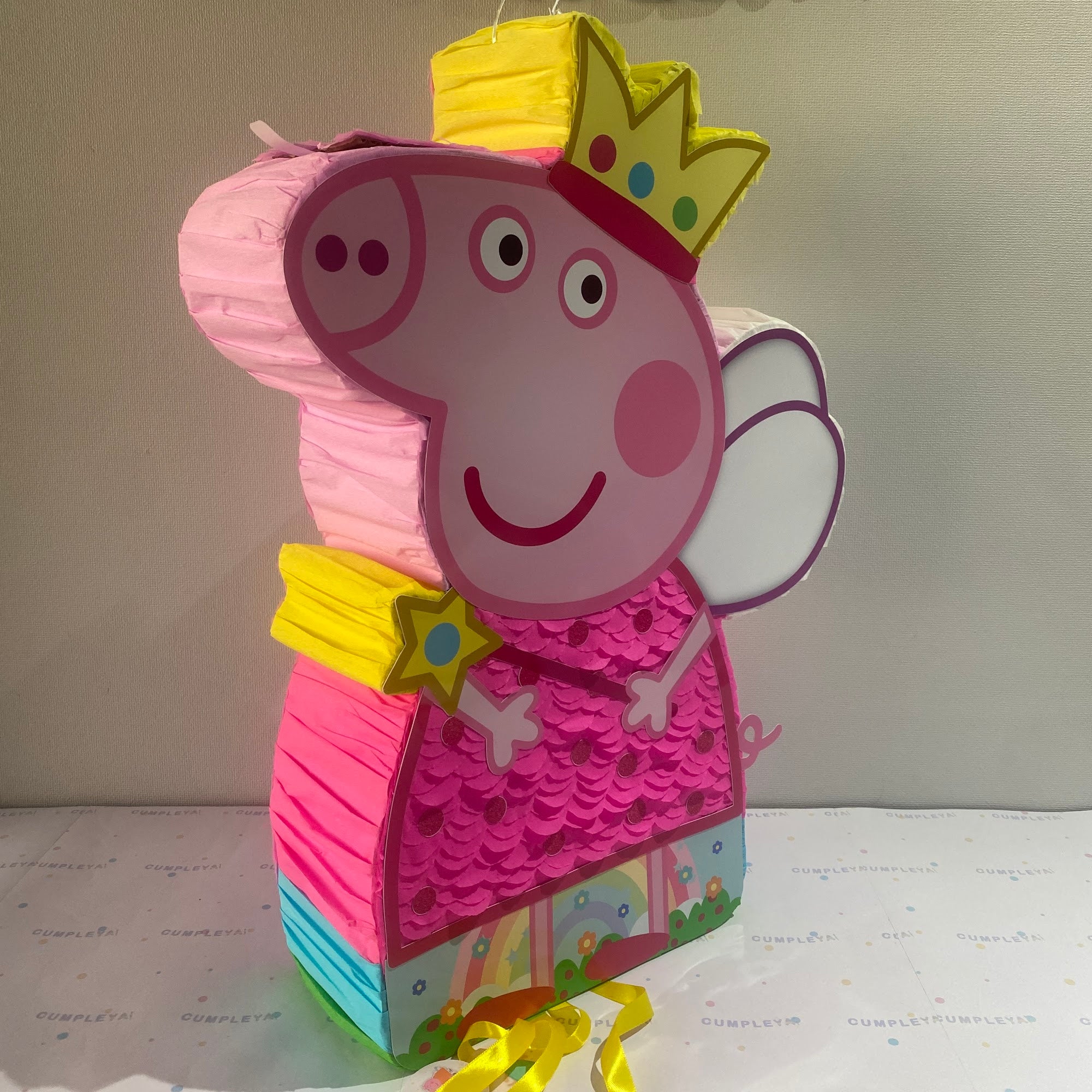 PIÑATA PEPPA PIG 60CM
