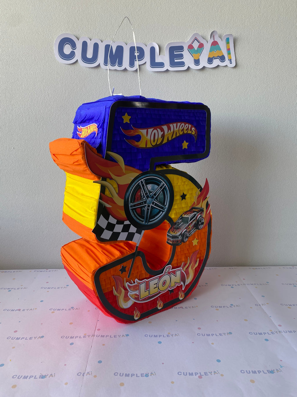 PIÑATA NUMERO 5 HOT WHEELS 40CM PREMIUM