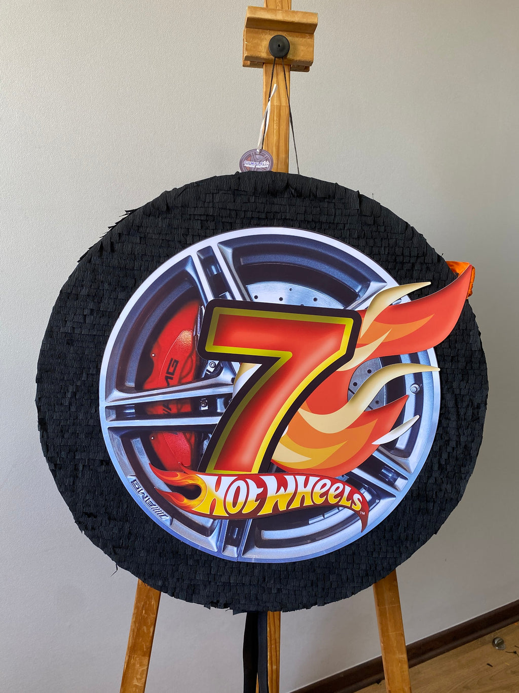 PIÑATA RUEDA DE AUTO 60CM PREMIUM