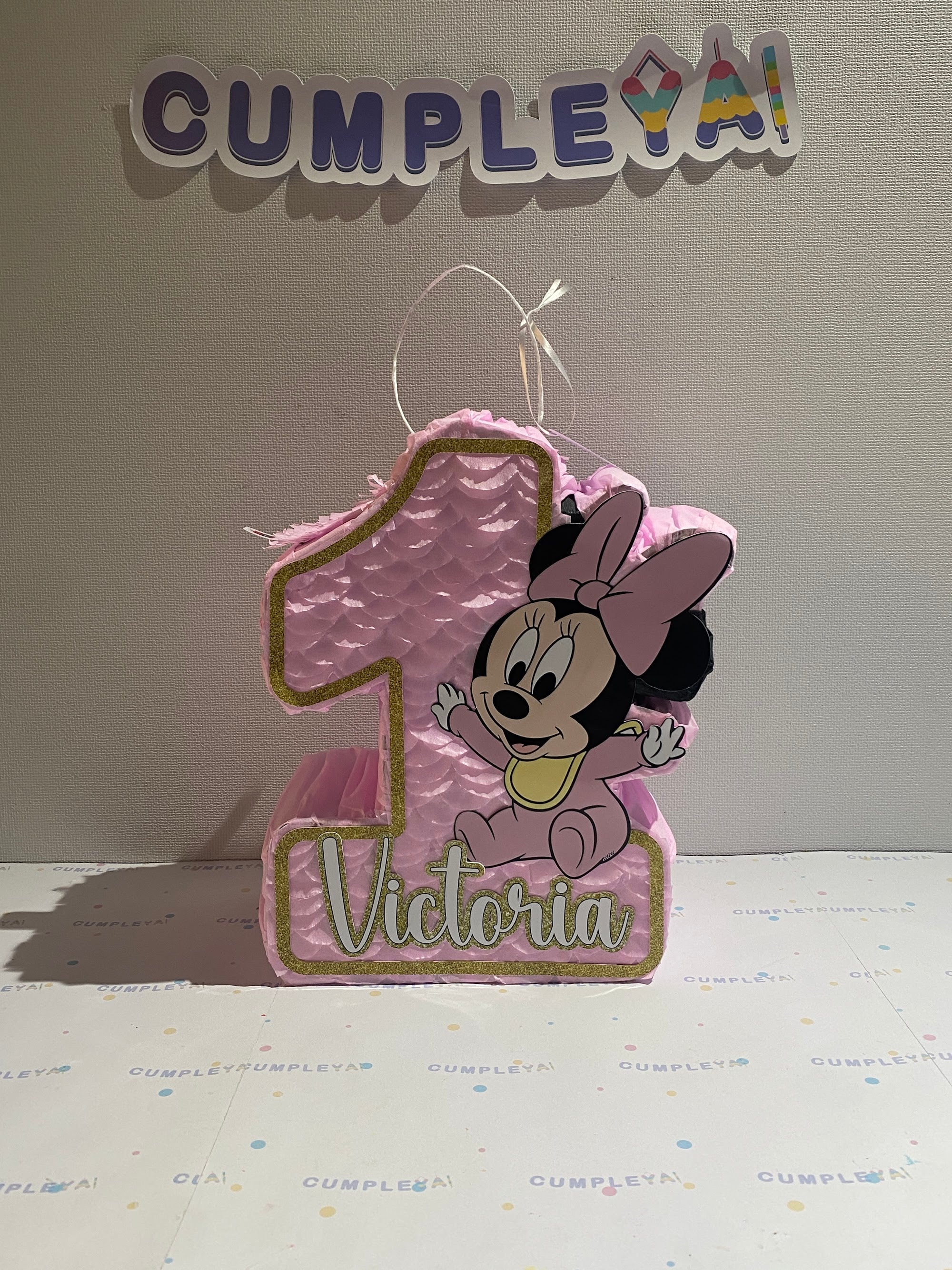 PIÑATA NUMERO 1 CON MINNIE BEBE 40CM PREMIUM