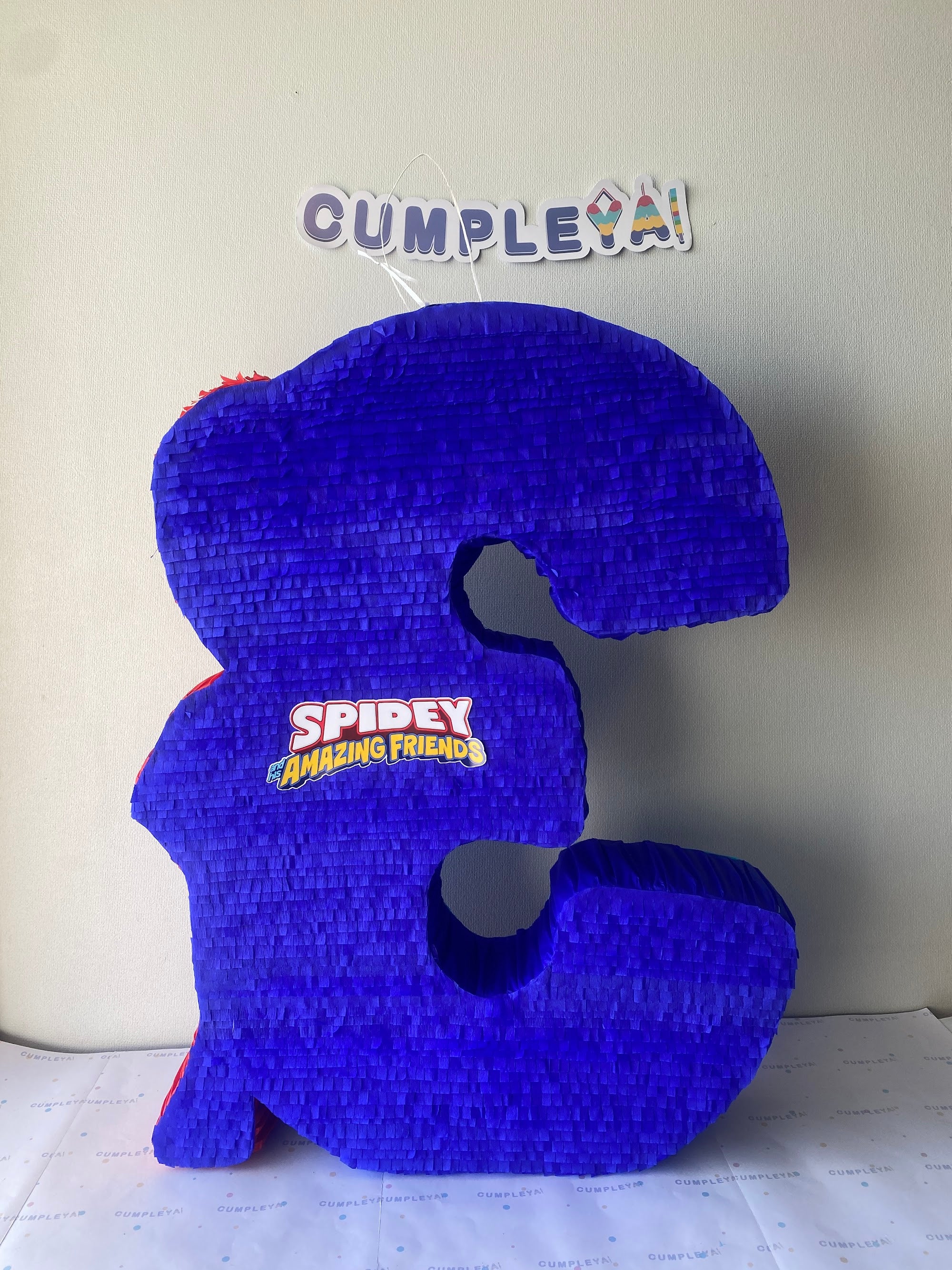 PIÑATA NUMERO 3 SPIDEY 60CM PREMIUM