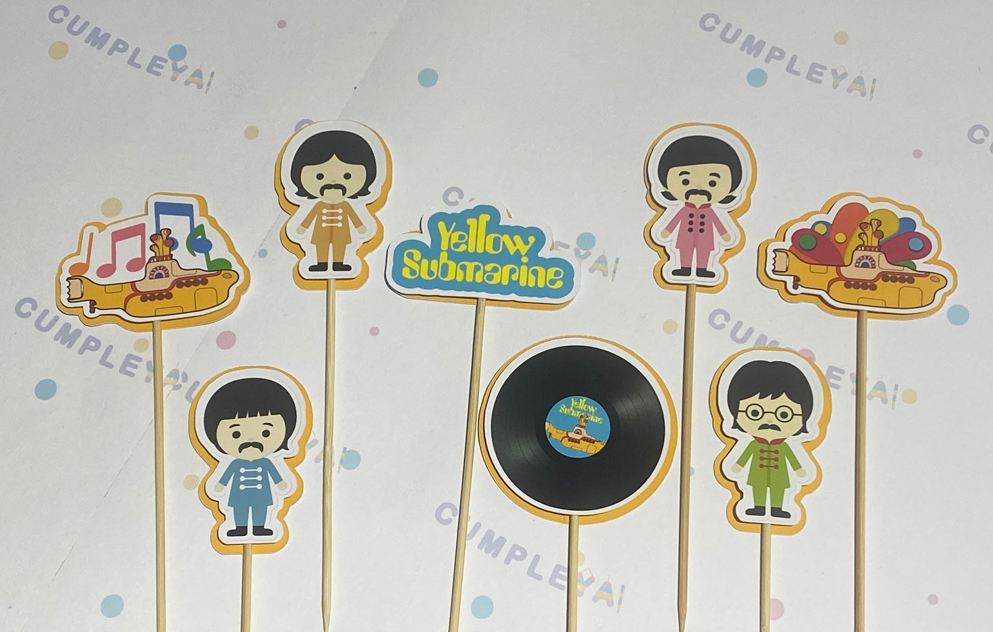 TOPPER YELLOW SUBMARINE INFANTIL 6CM SET 8U