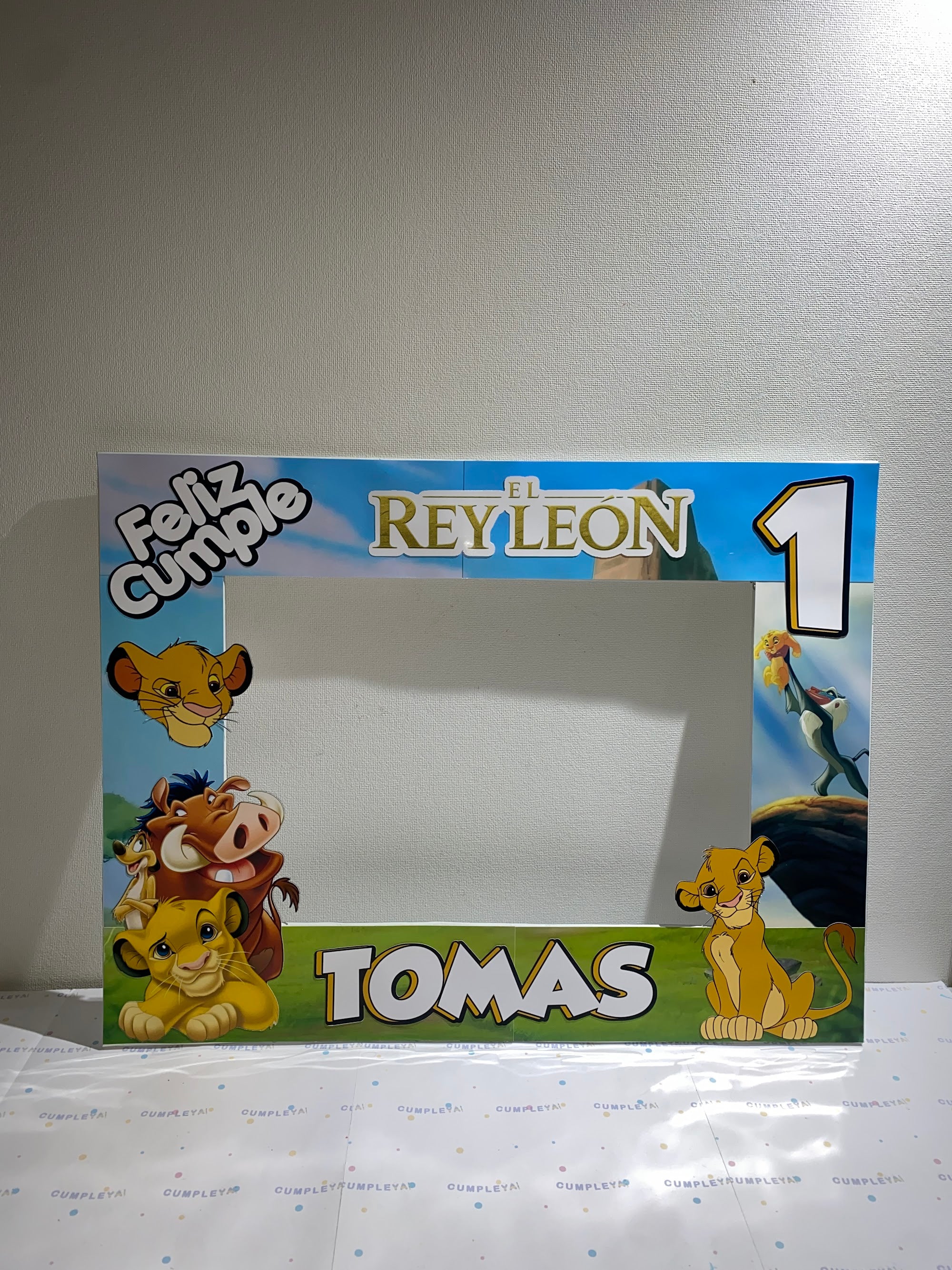 CUADRO SELFIE SIMBA 77X55CM