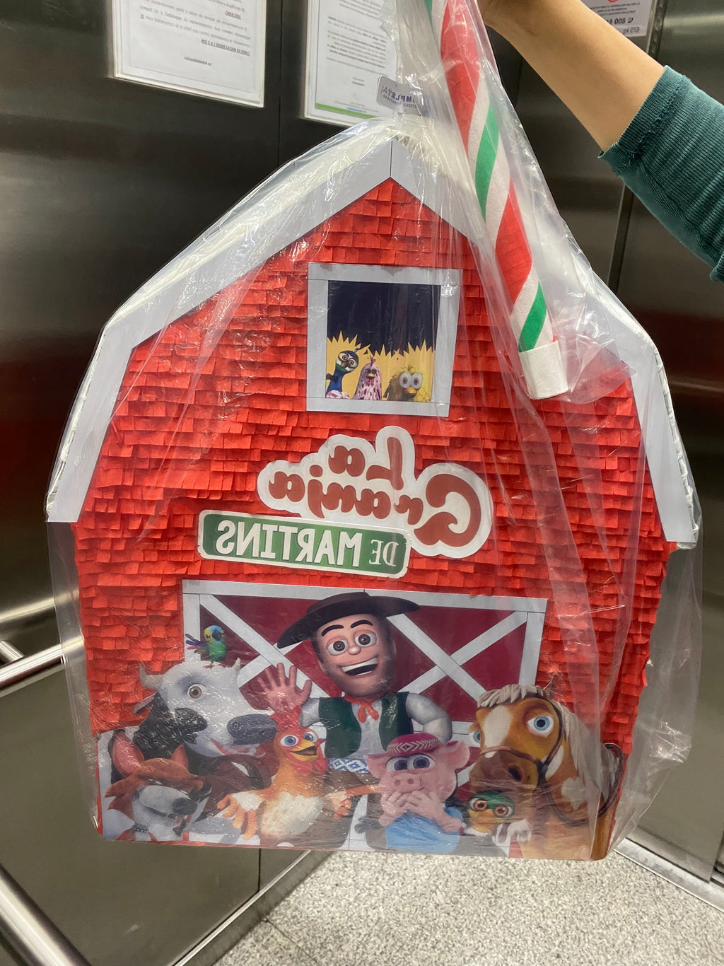 PIÑATA LA GRANJA DE ZENÓN 60CM PREMIUM