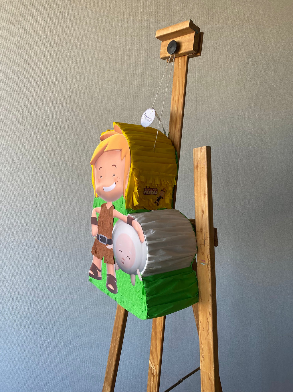 PIÑATA GUERRERO DAVID 40CM PREMIUM