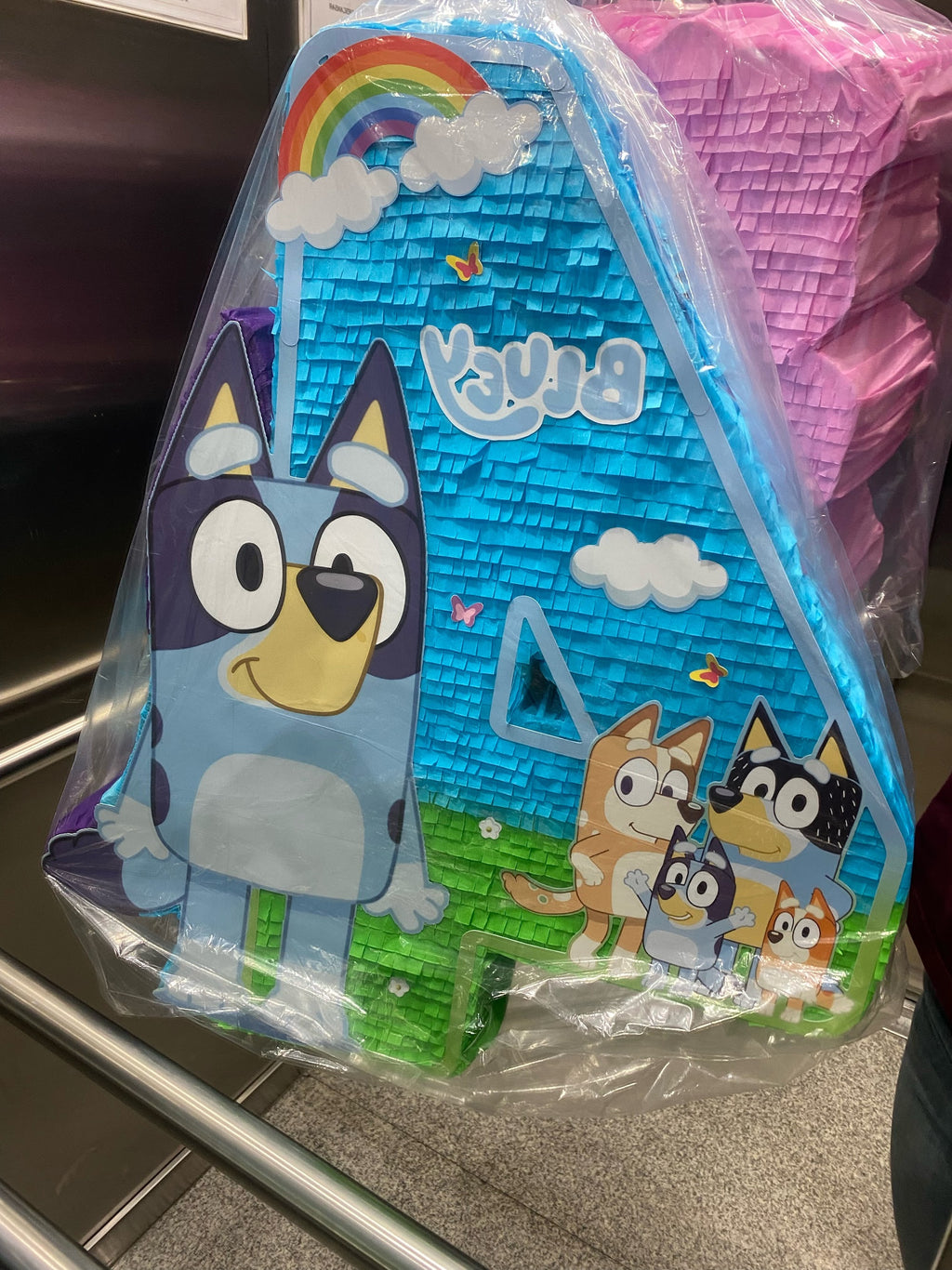 PIÑATA NÚMERO 4 DE BLUEY 60CM PREMIUM