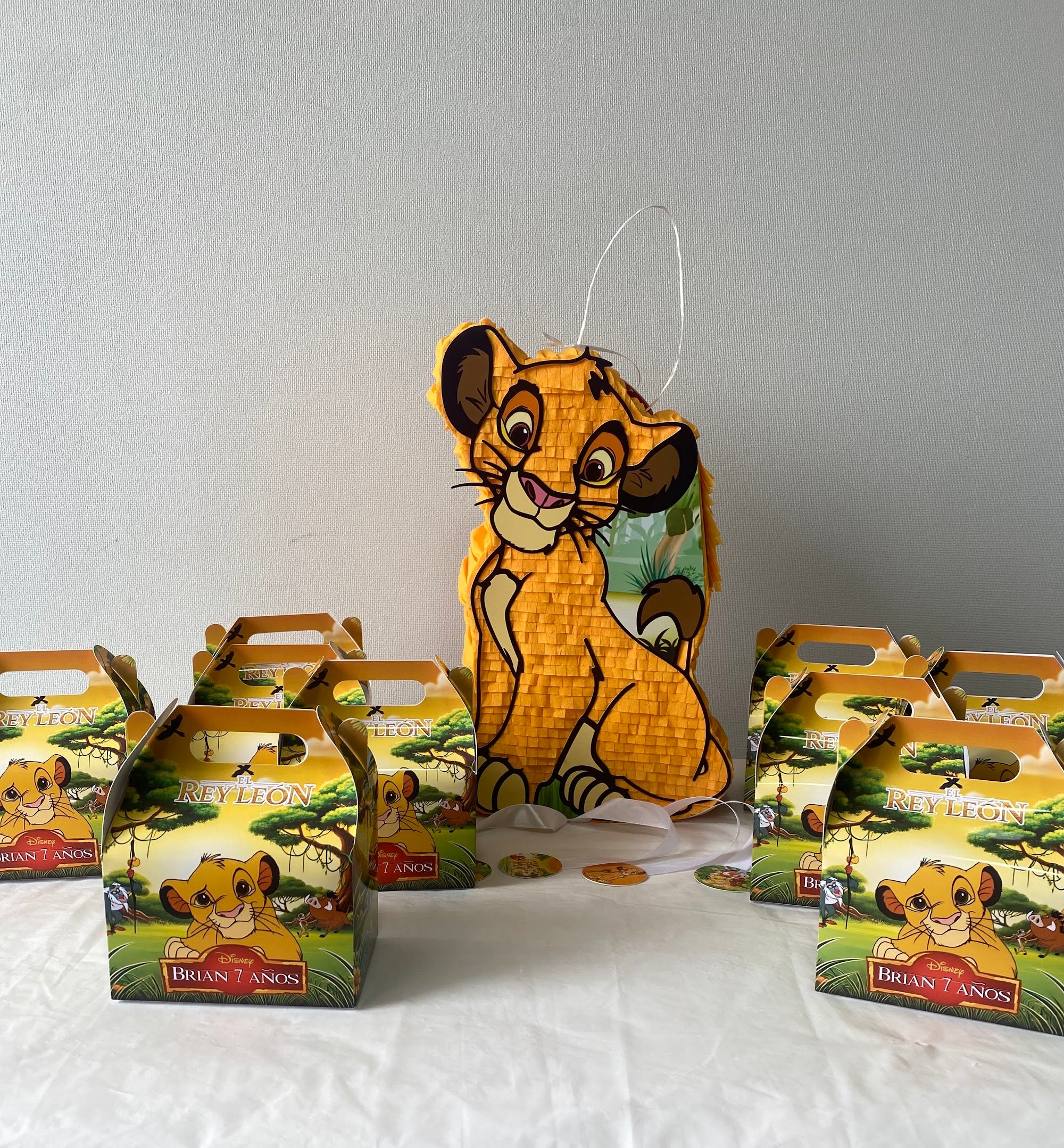 PIÑATA SIMBA DEL REY LEON 40CM PREMIUM