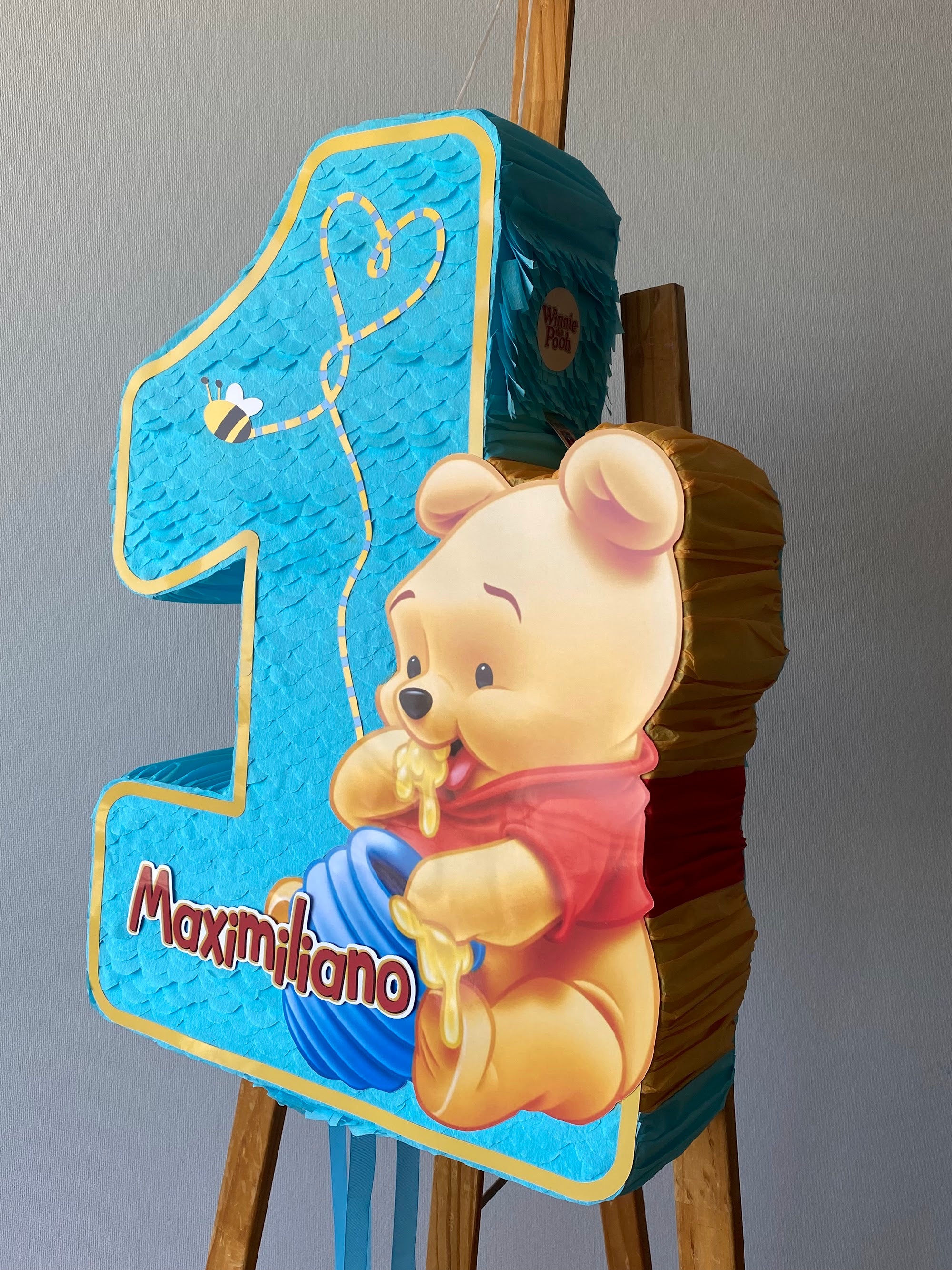 PIÑATA WINNIE POOH BEBE NUMERO 1 60CM PREMIUM