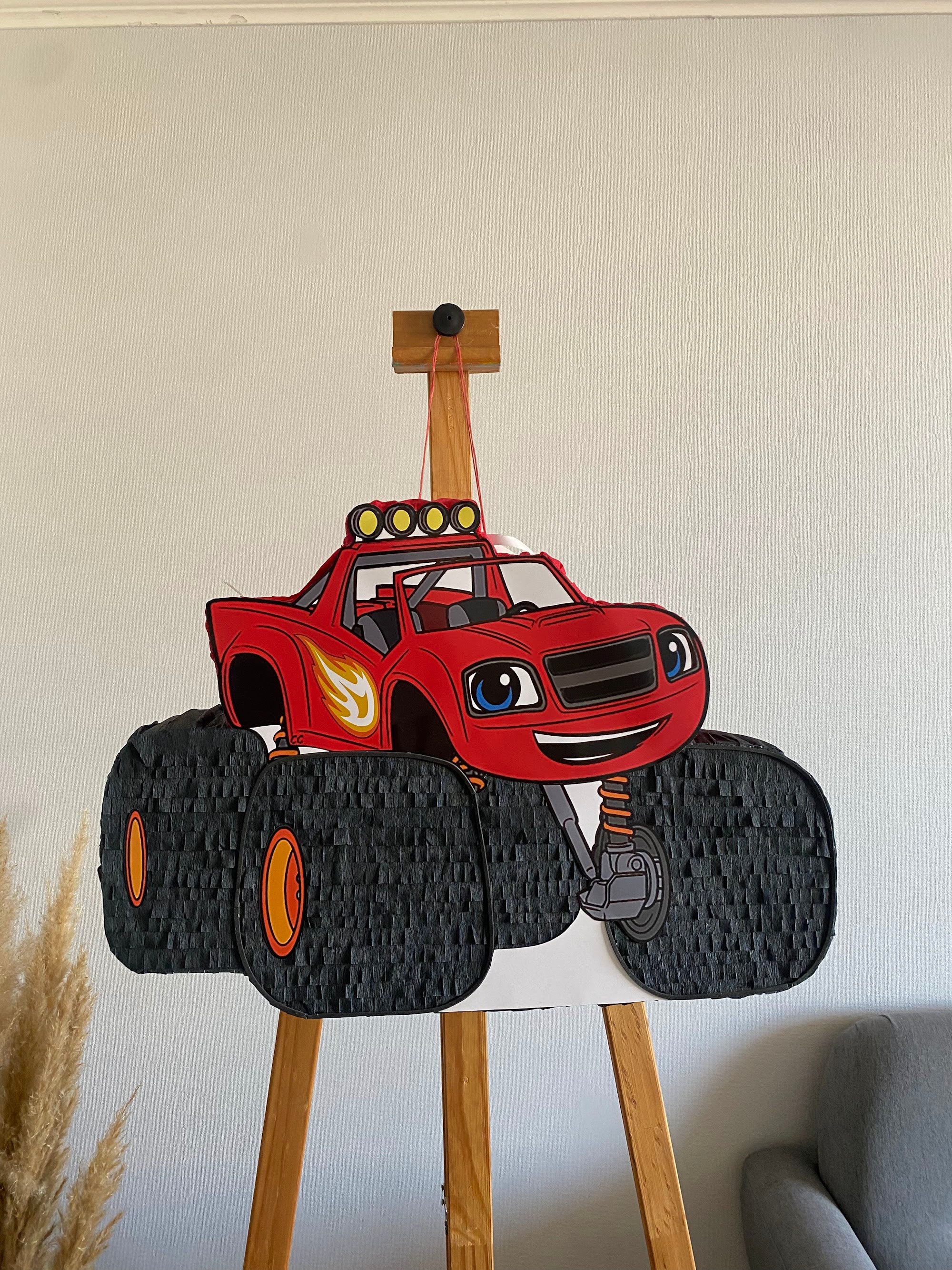 PIÑATA BLAZE 60CM PREMIUM