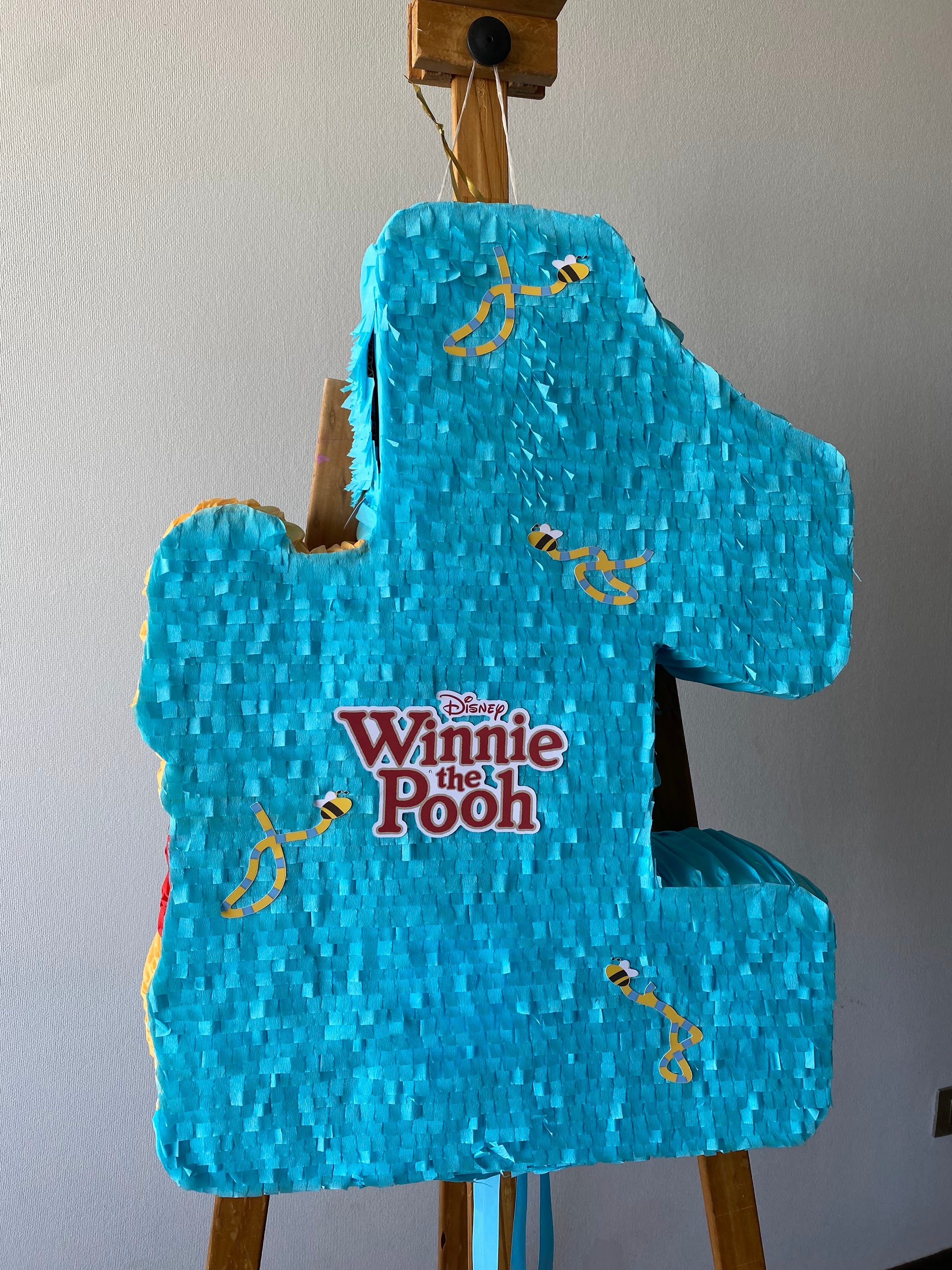 PIÑATA WINNIE POOH BEBE NUMERO 1 60CM PREMIUM