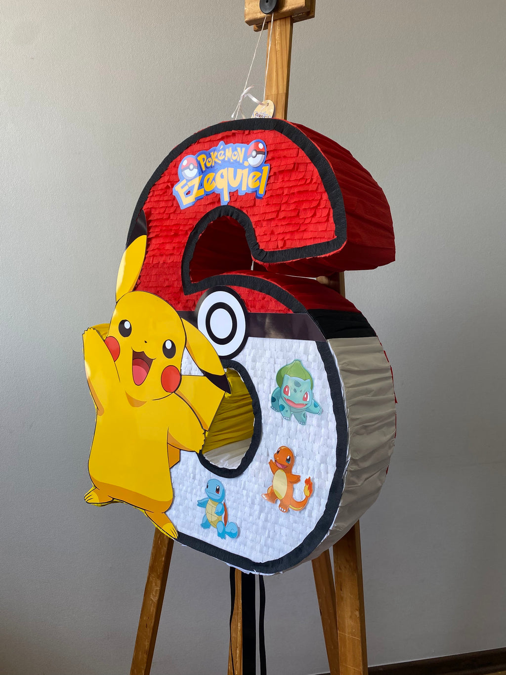 PIÑATA NUMERO 6 PIKACHU 60CM PREMIUM