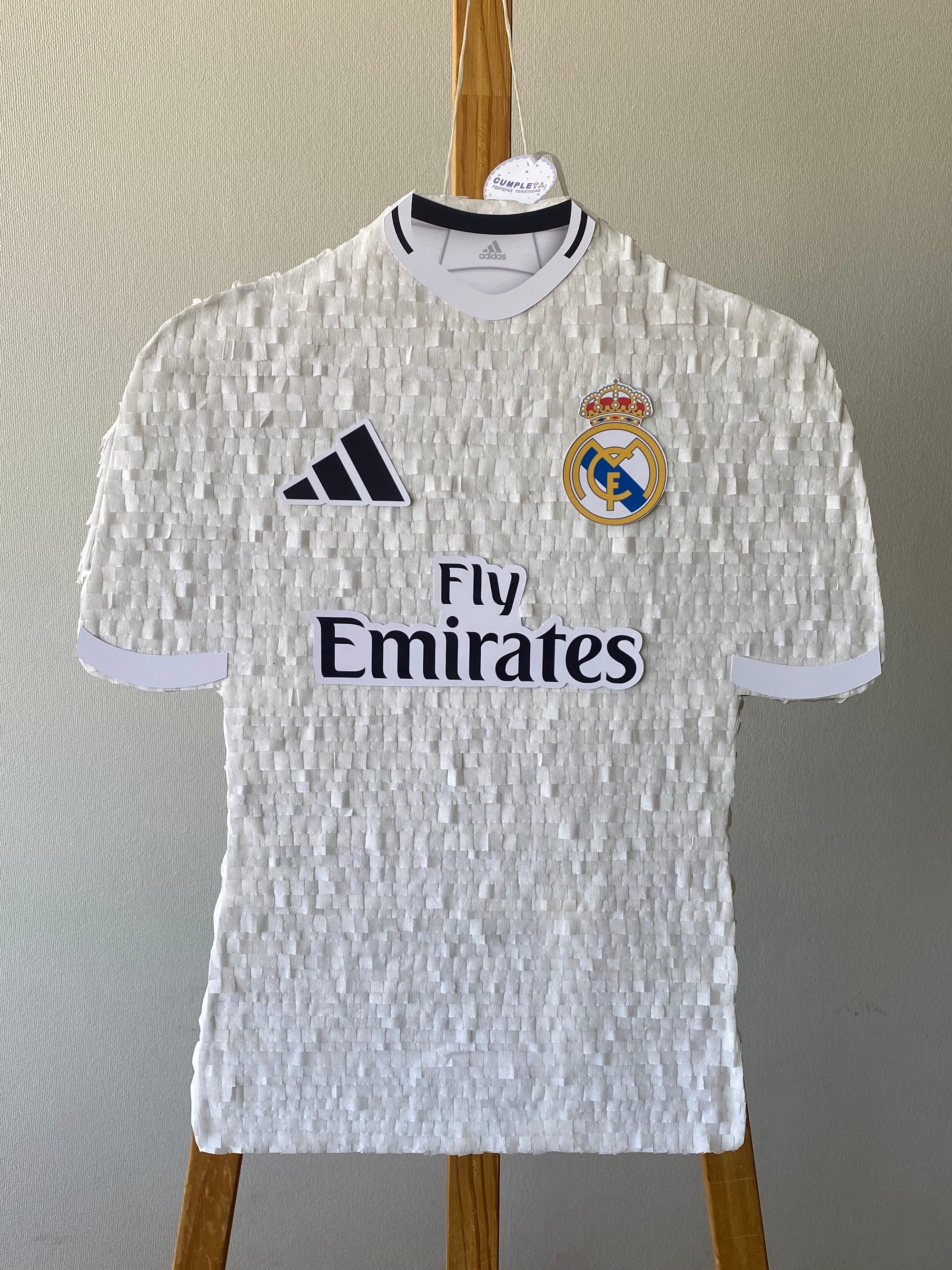 PIÑATA CAMISA REAL MADRID 60CM PREMIUM