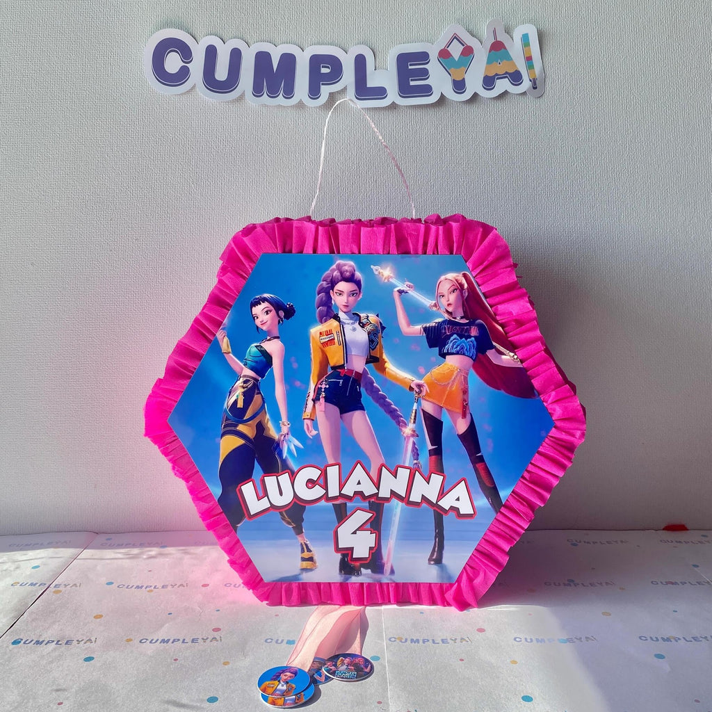 PIÑATA GUERRERA K-POP HEXAGONAL EXPRÉS 40CM