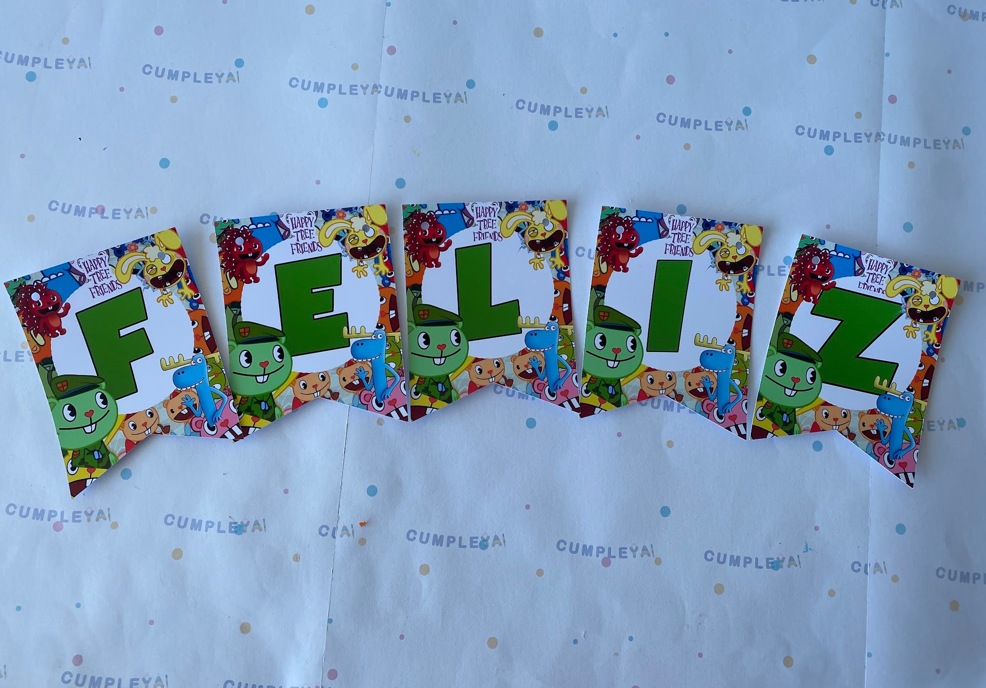 BANDERIN HAPPY TREE FRIENDS FELIZ CUMPLEAÑOS 11X14CM 15U