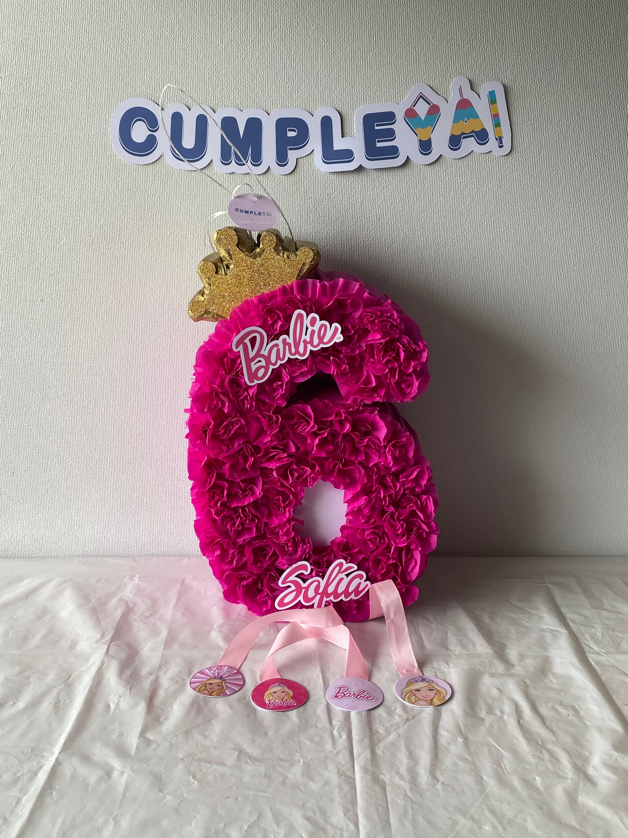 PIÑATA BARBIE NÚMERO 6 DE FLORES 40CM PREMIUM