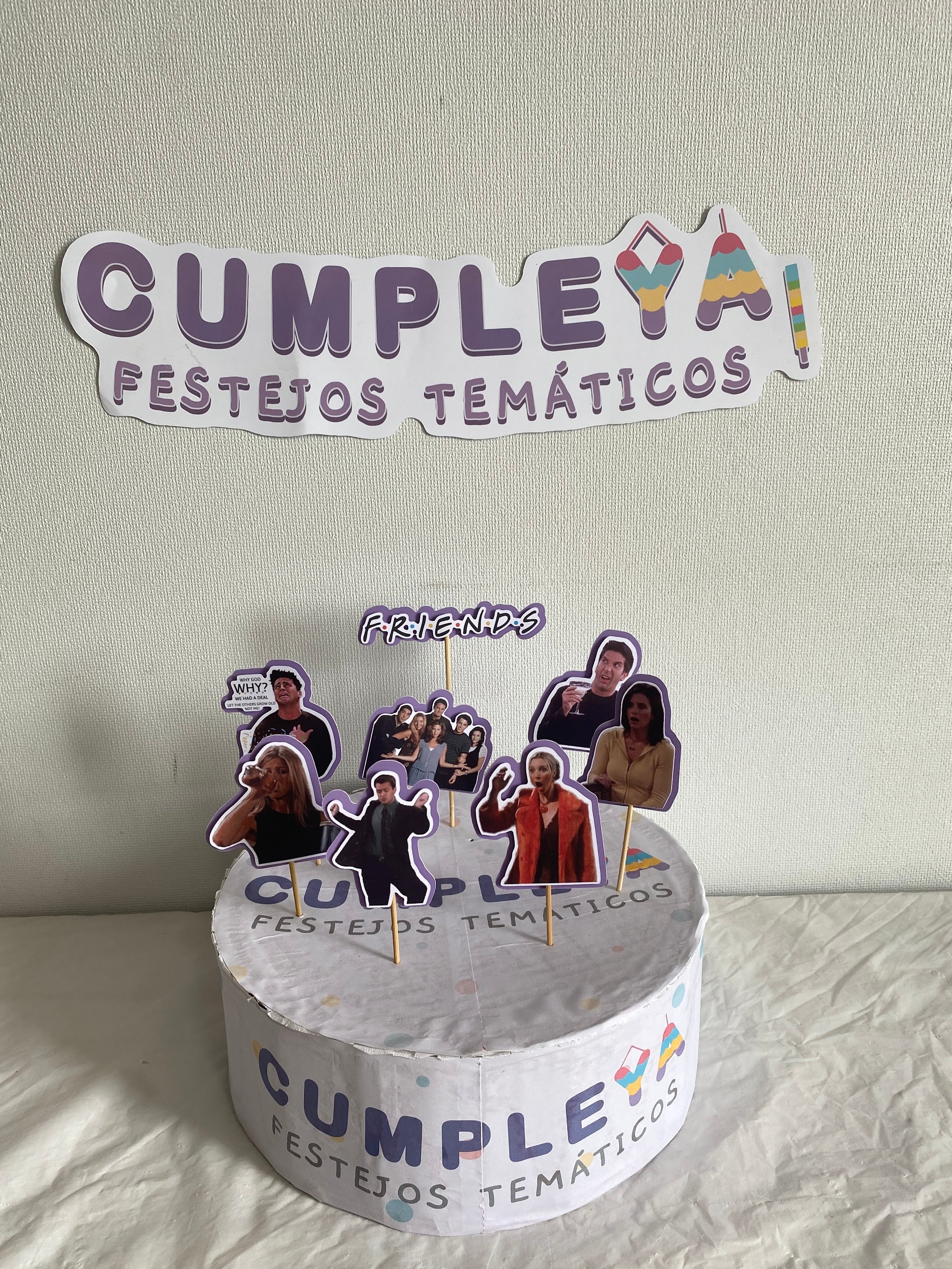 TOPPER FRIENDS 6CM SET 8U