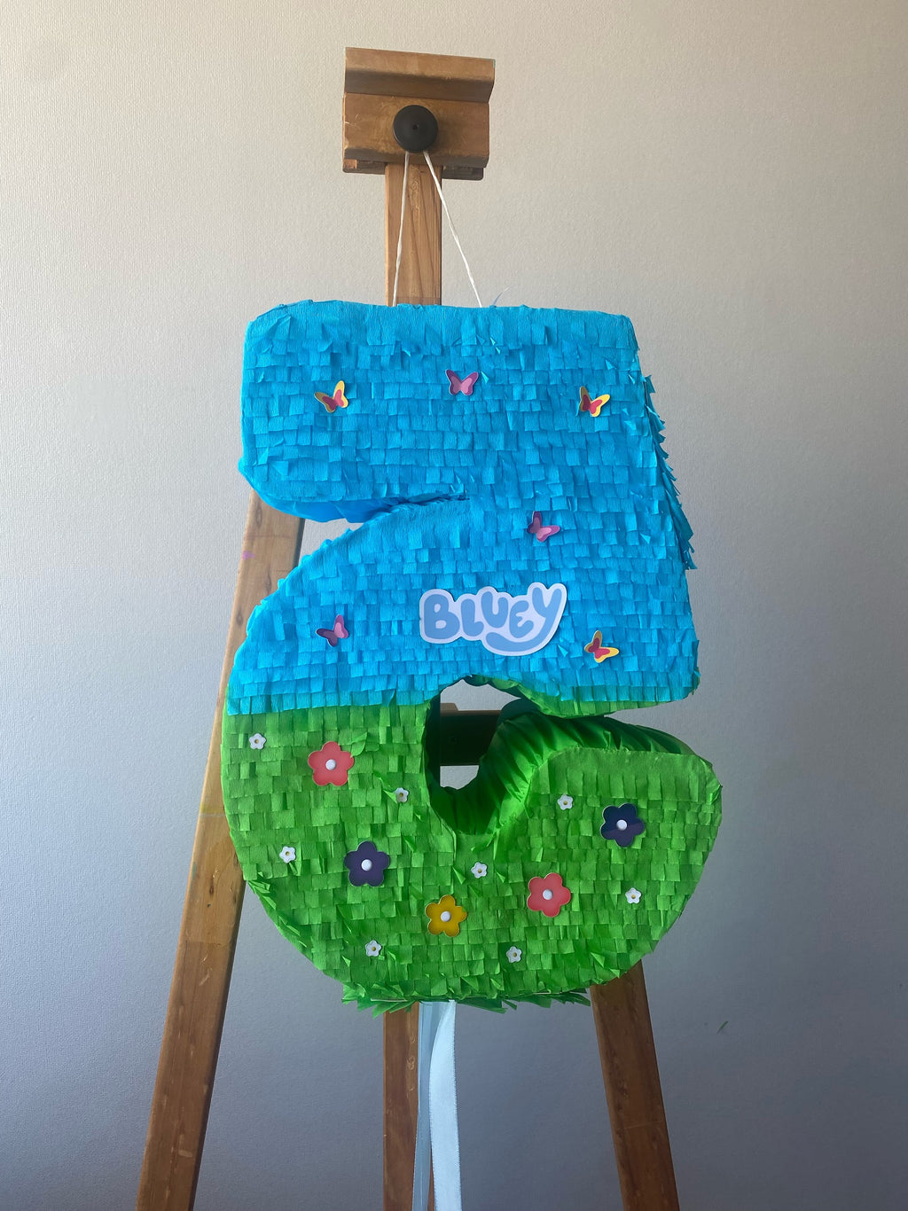 PIÑATA NÚMERO 5 BLUEY ABUELITAS 40CM PREMIUM