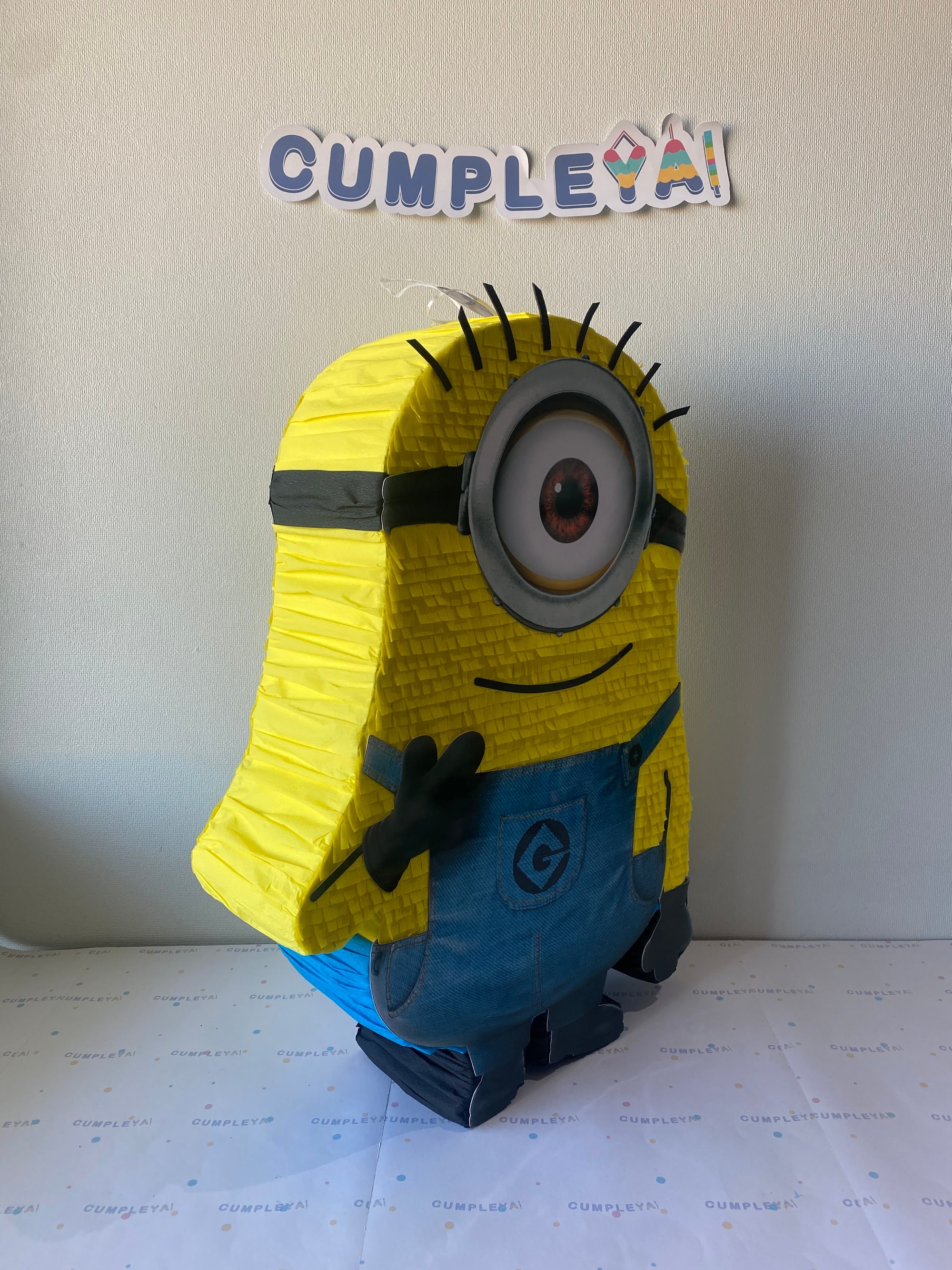 PIÑATA MINIONS 60CM PREMIUM