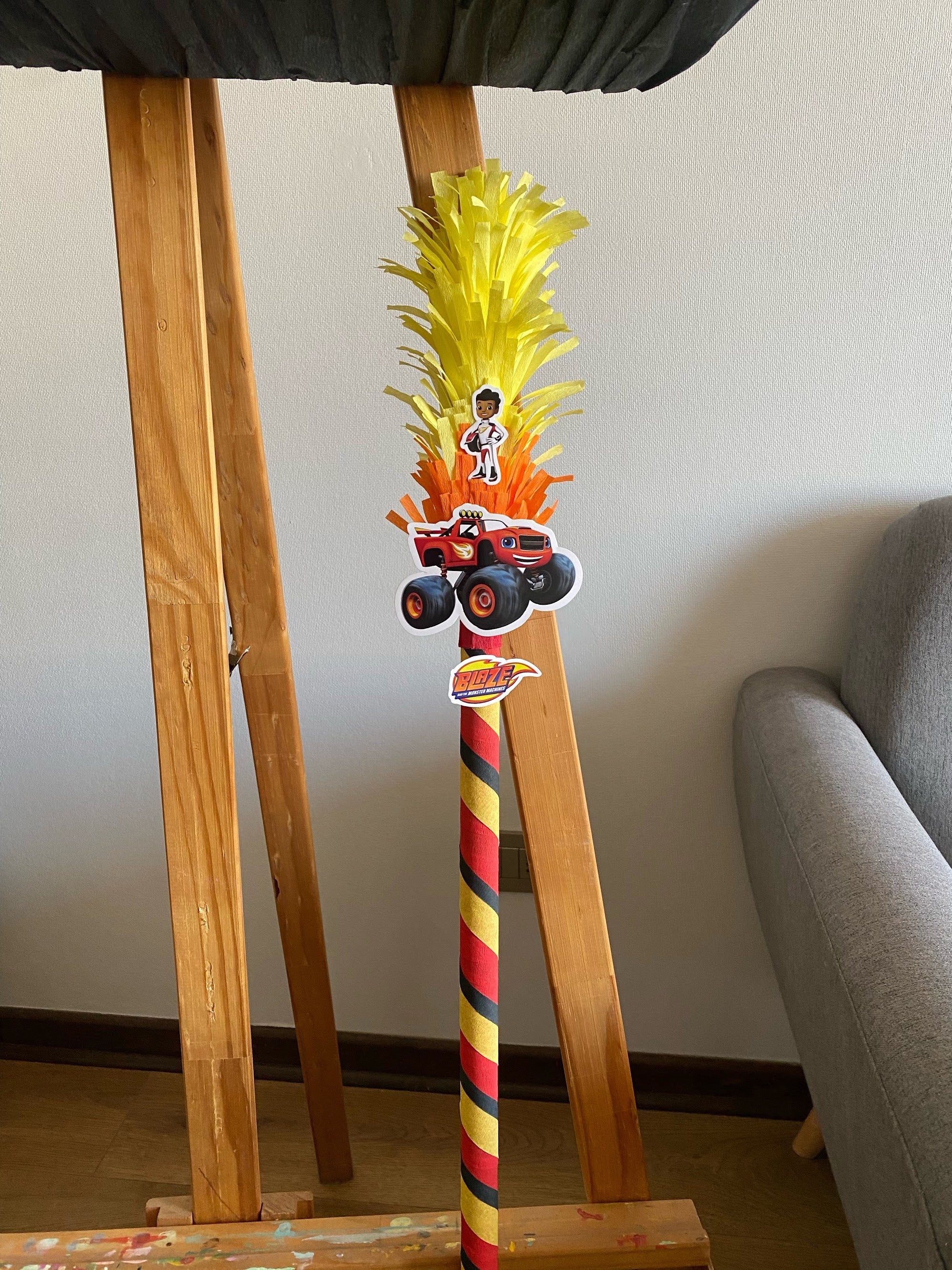 PIÑATA BLAZE 60CM PREMIUM