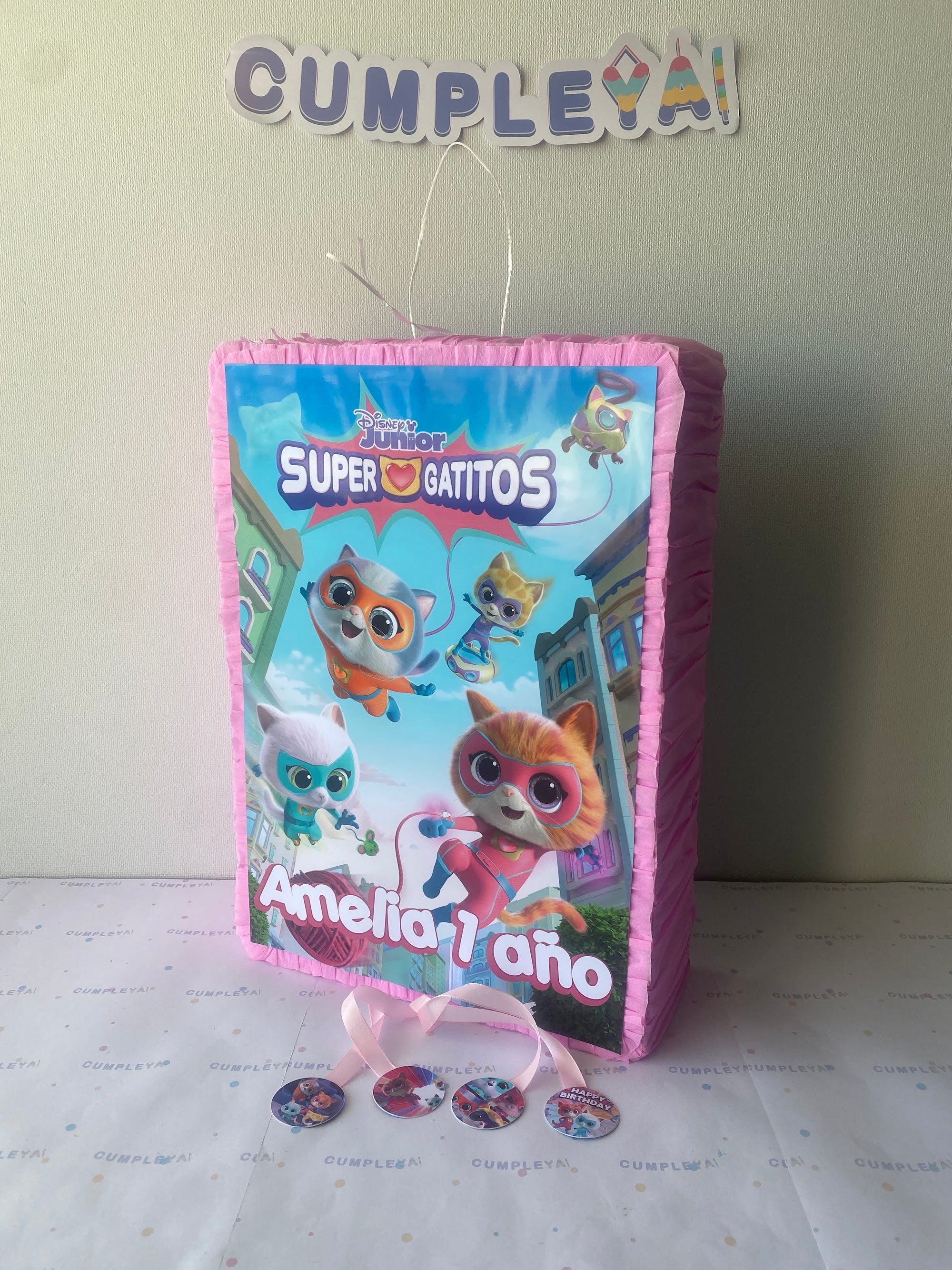 PIÑATA 40 CM RECTANGULAR SUPERGATITOS